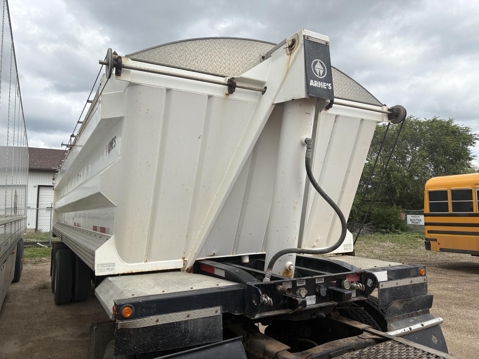 2018 Arne's Tandem End Dump