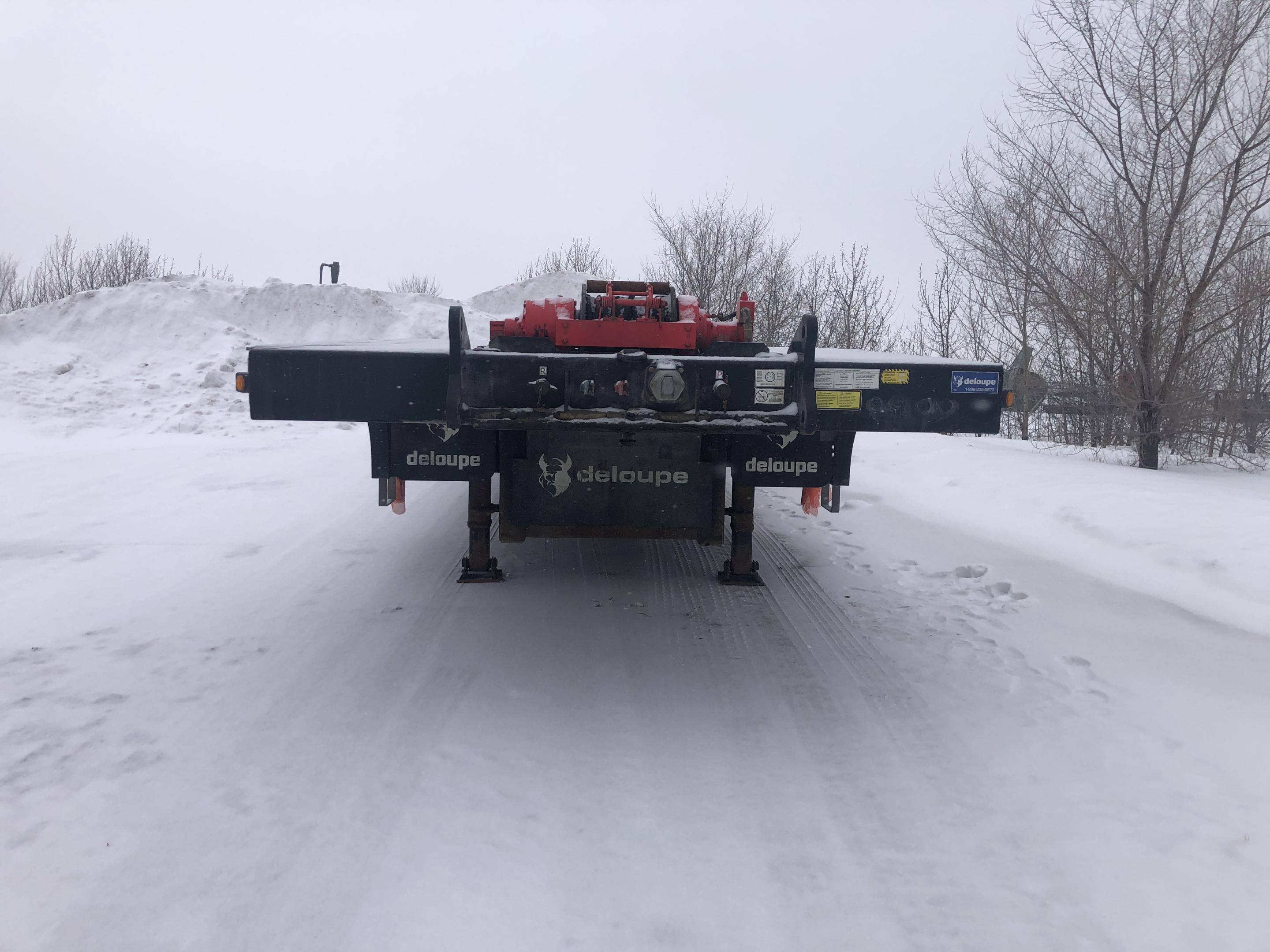 2024 Deloupe Tilt Deck