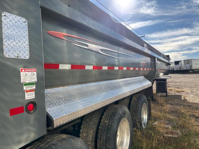 2025 Cancade 37HDX450