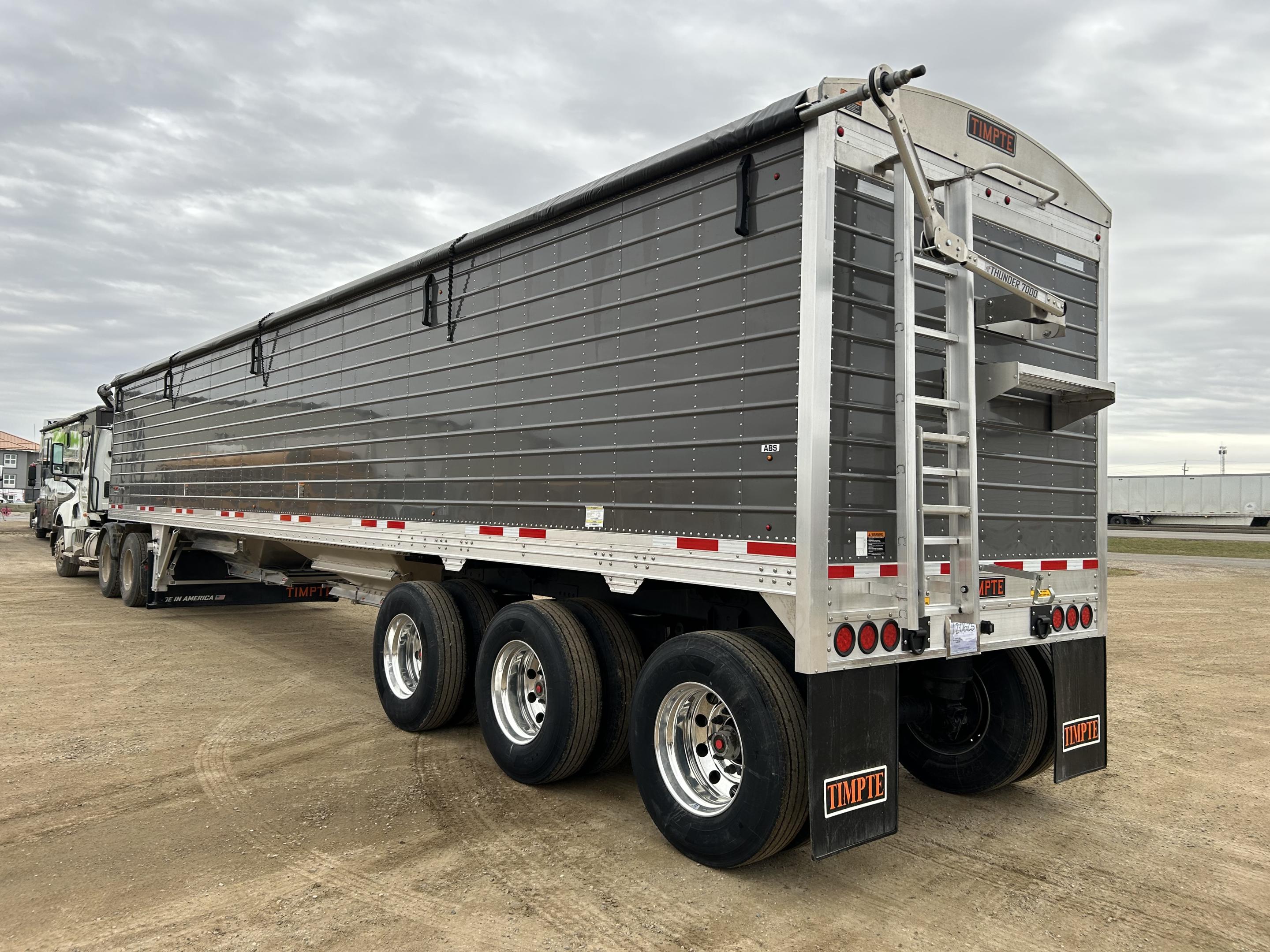 2027 Timpte Super Hopper Tri-Axle