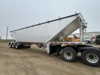 2027 Platinum Tridem Two Hopper
