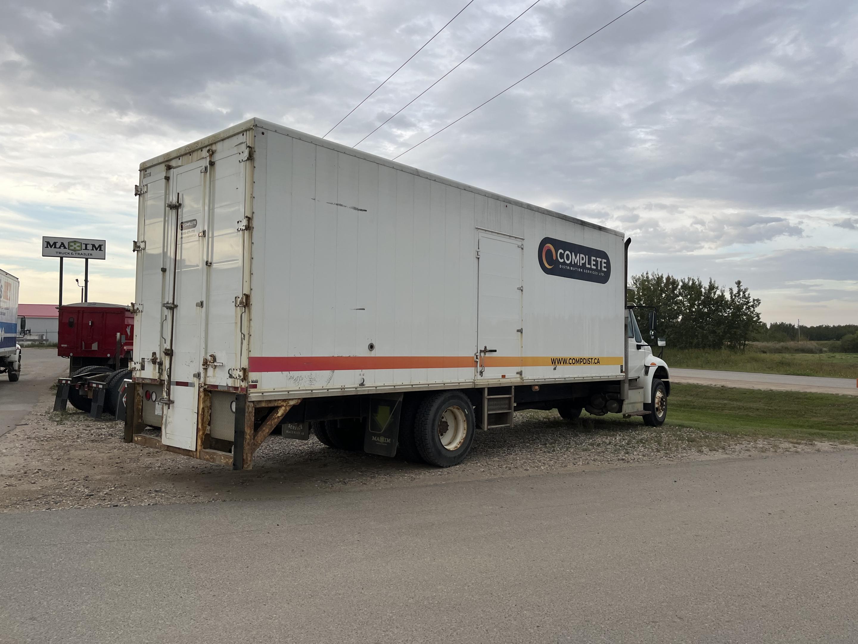 2017 International 4300 4x2