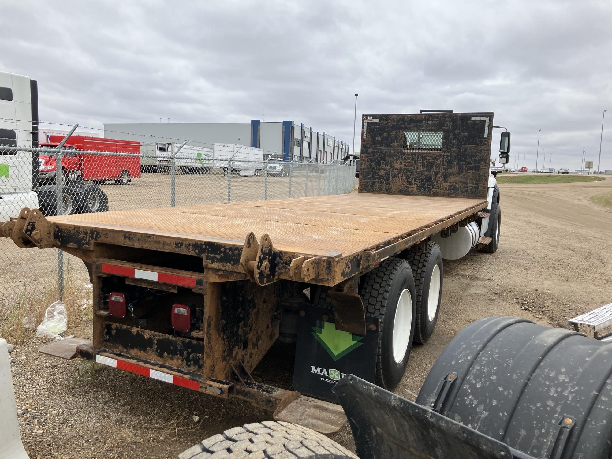 2017 International 7600 6x4