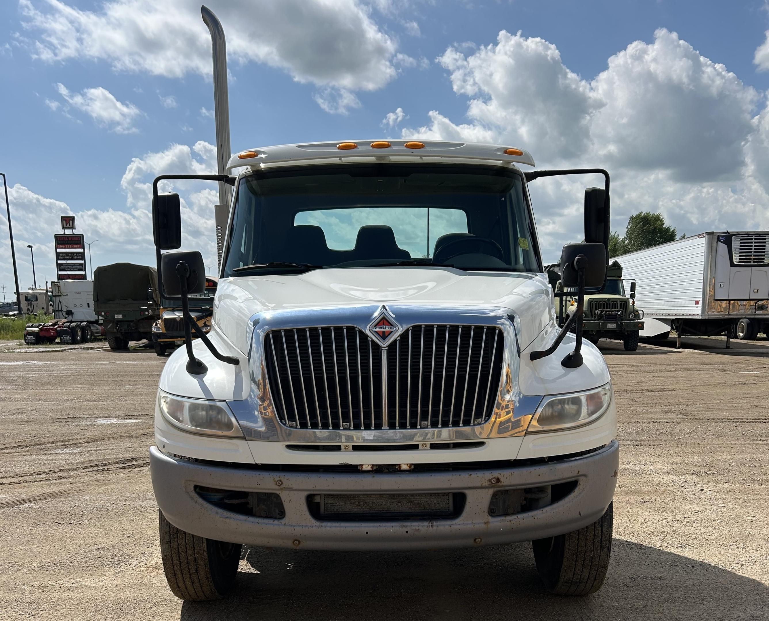 2017 International 8600 6x4