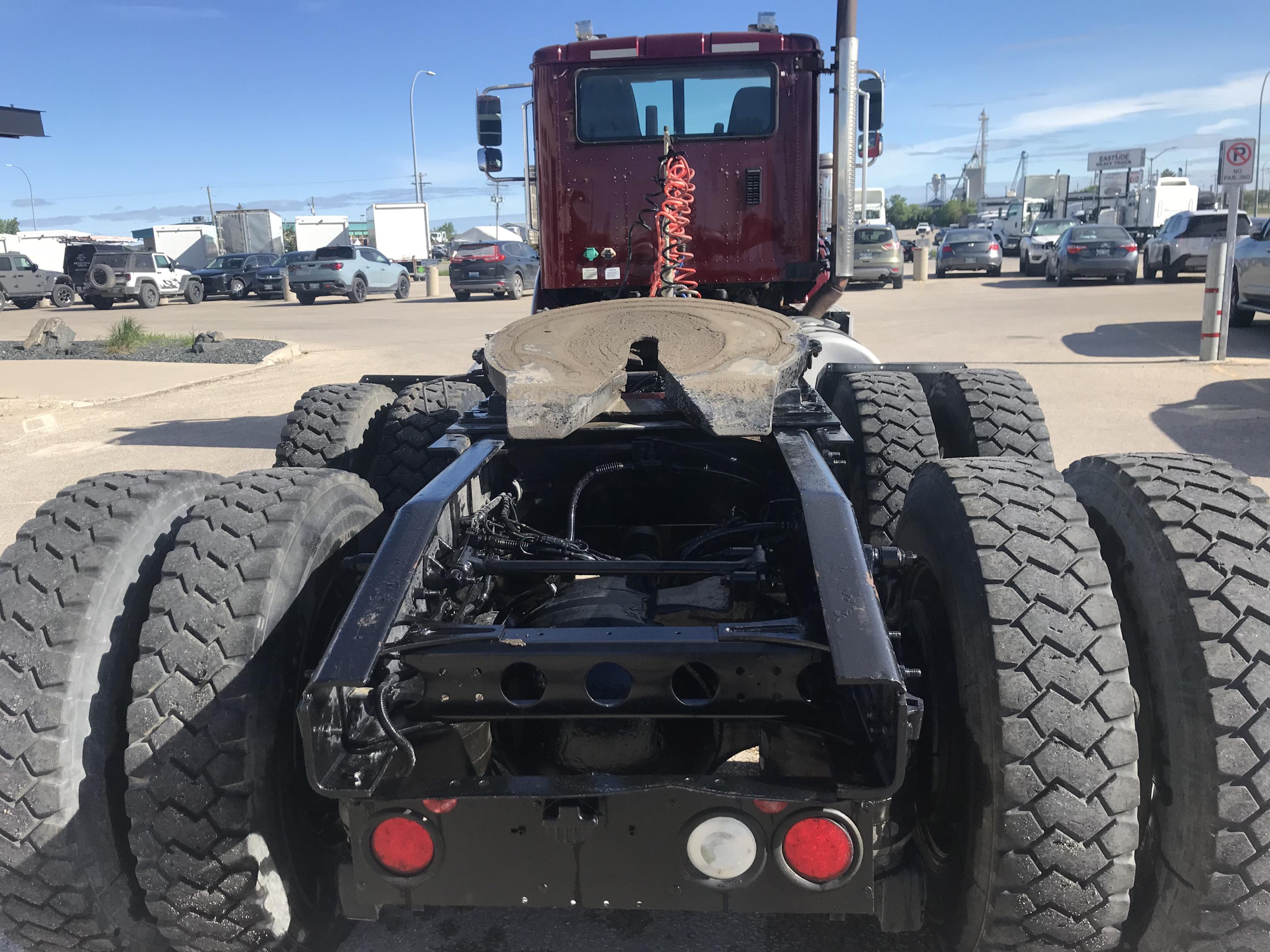 2017 International HX620 6x4