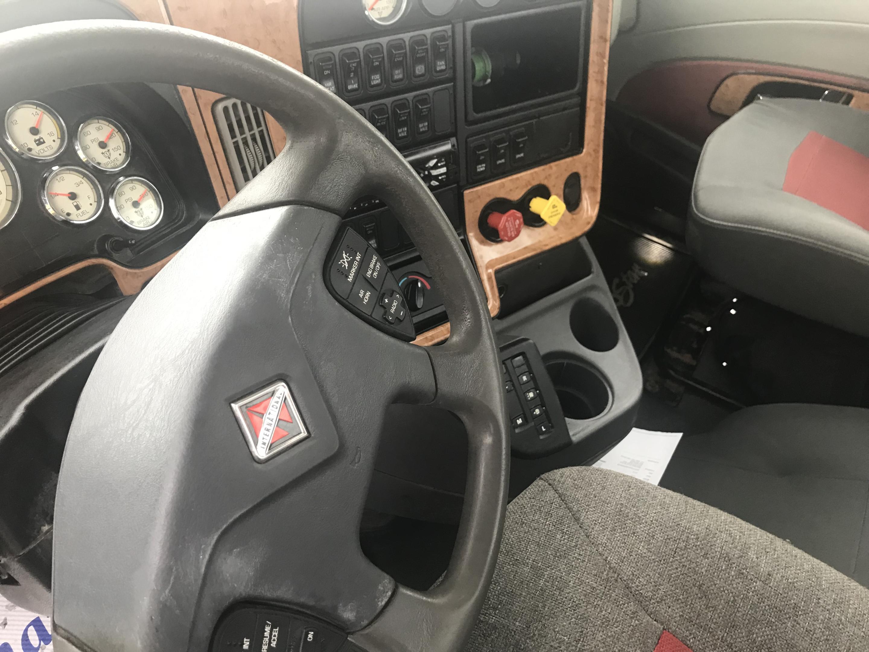 2017 International Prostar Daycab