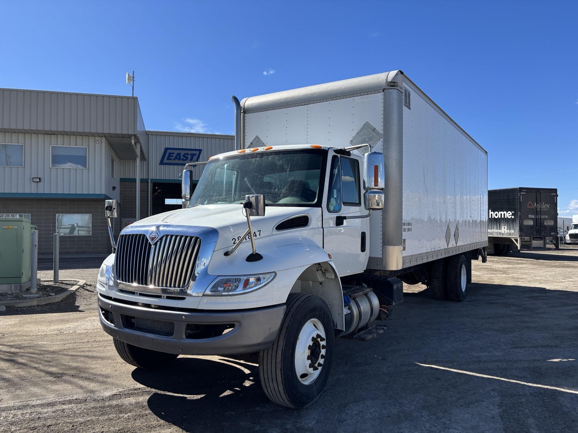 2018 International 4300 4x2