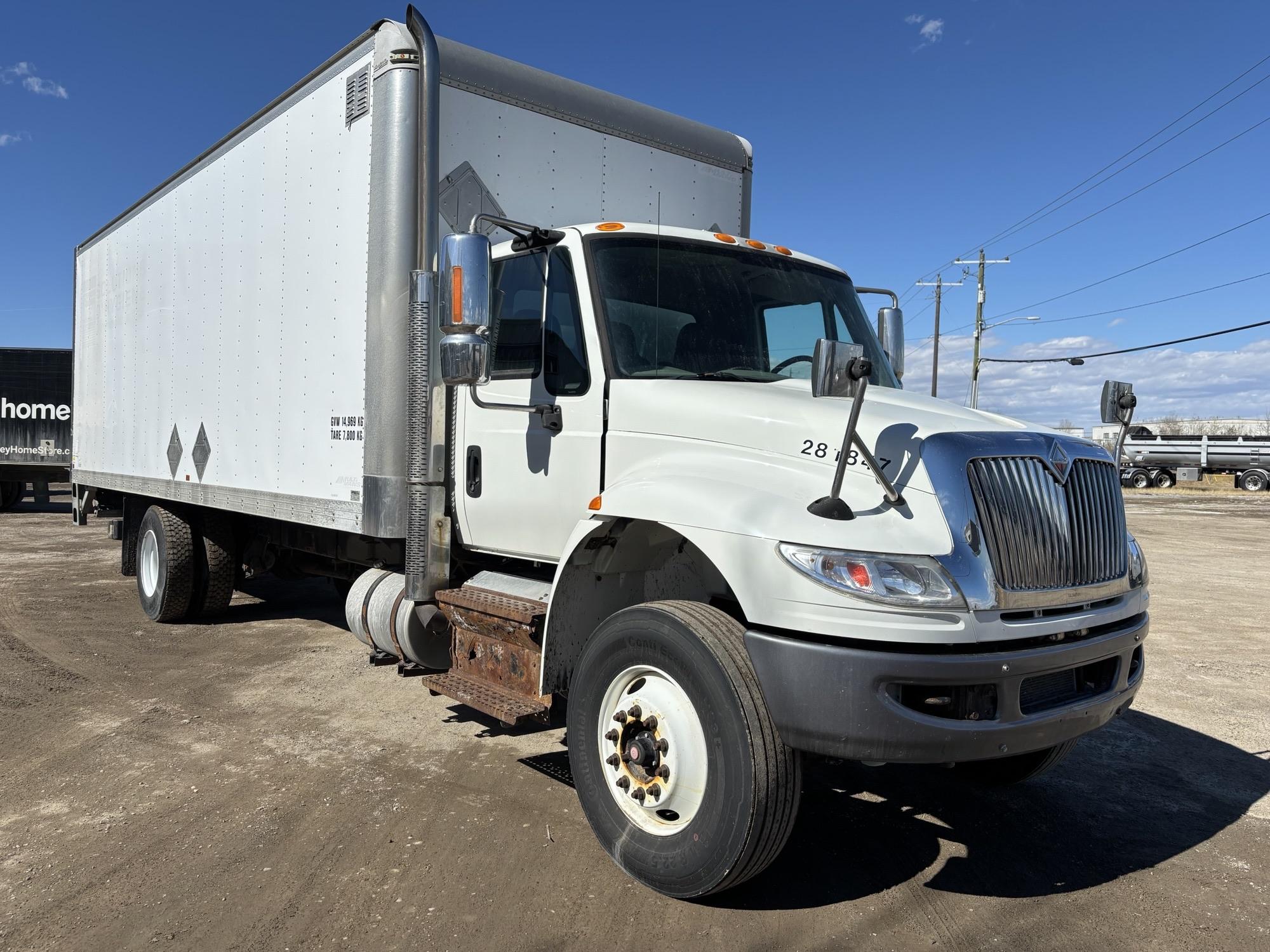 2018 International 4300 4x2