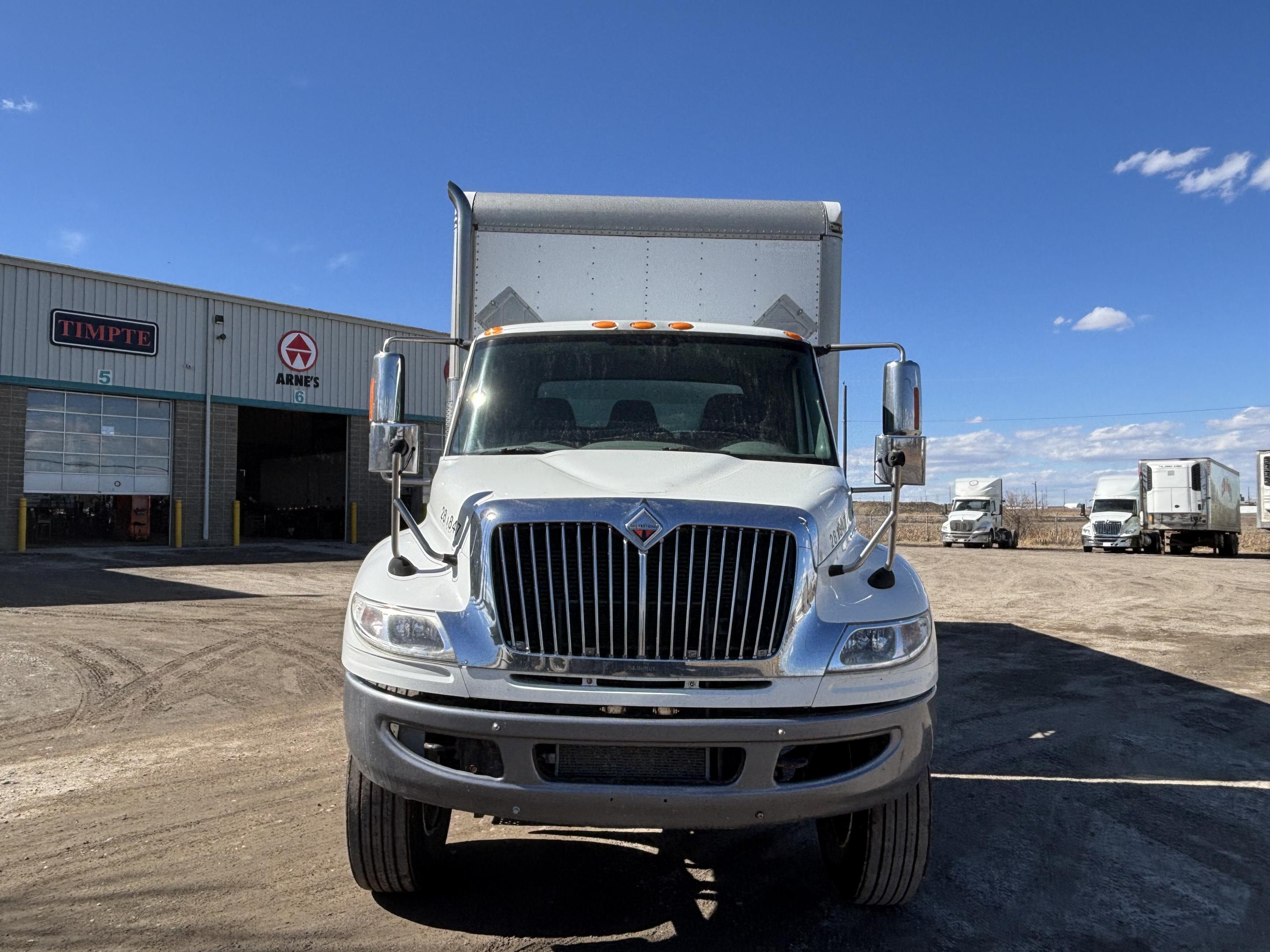 2018 International 4300 4x2
