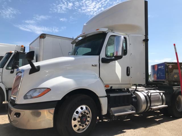 2018 International LT625 Daycab