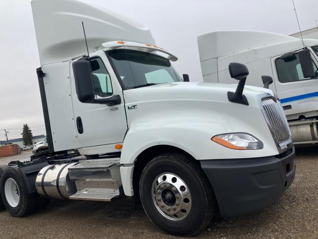 2018 International LT625 Daycab