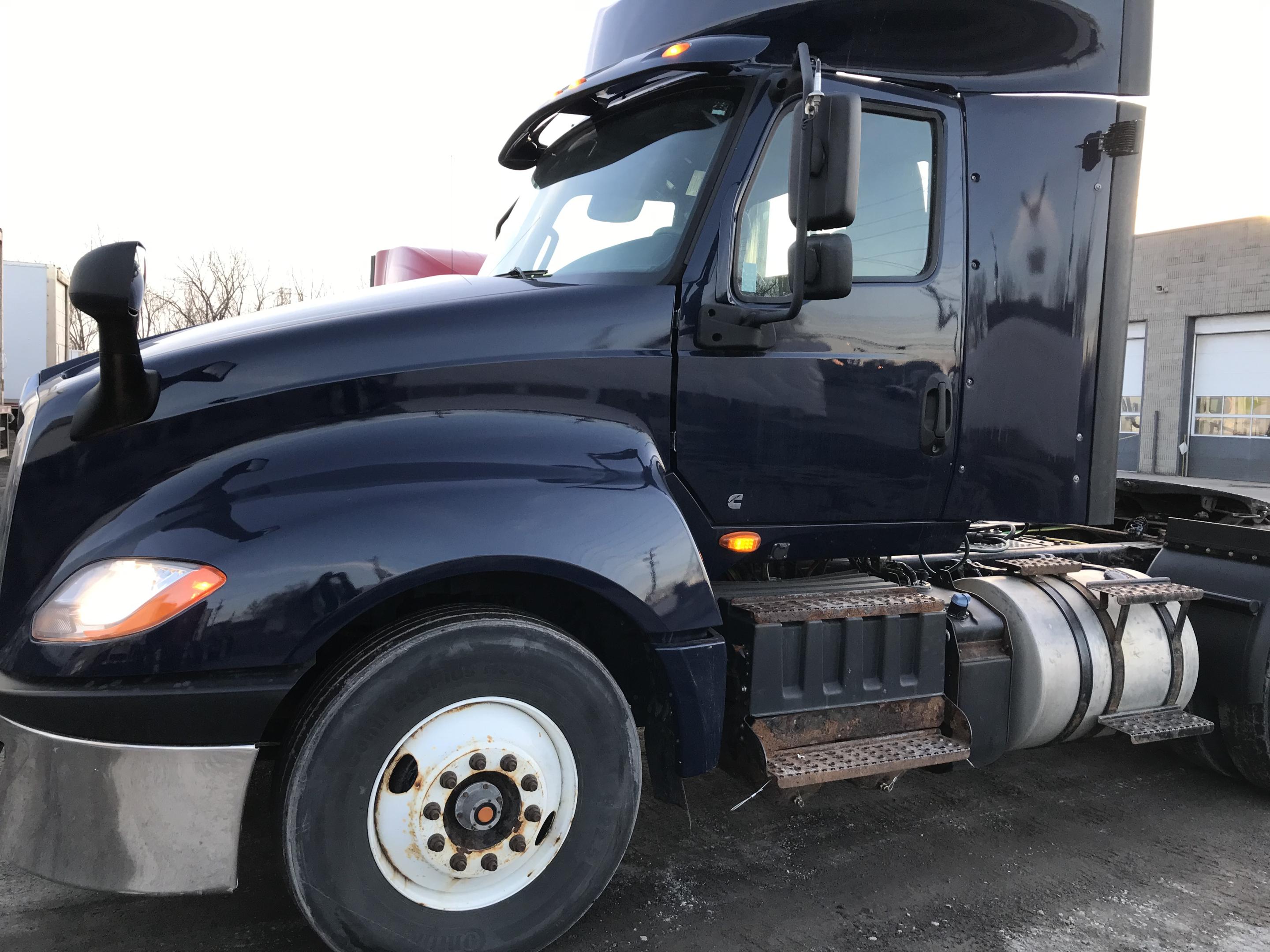 2018 International LT625 Daycab
