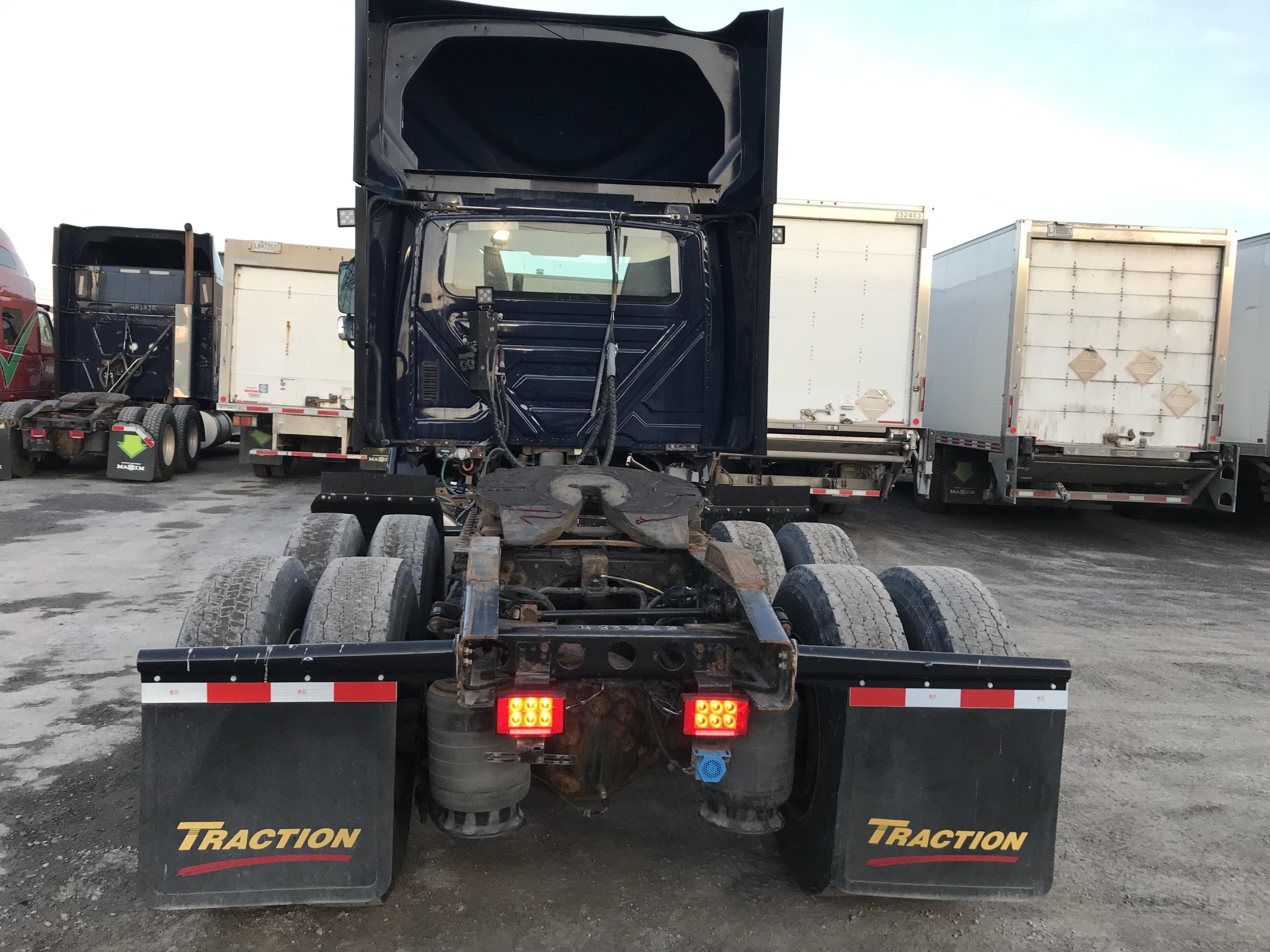 2018 International LT625 Daycab