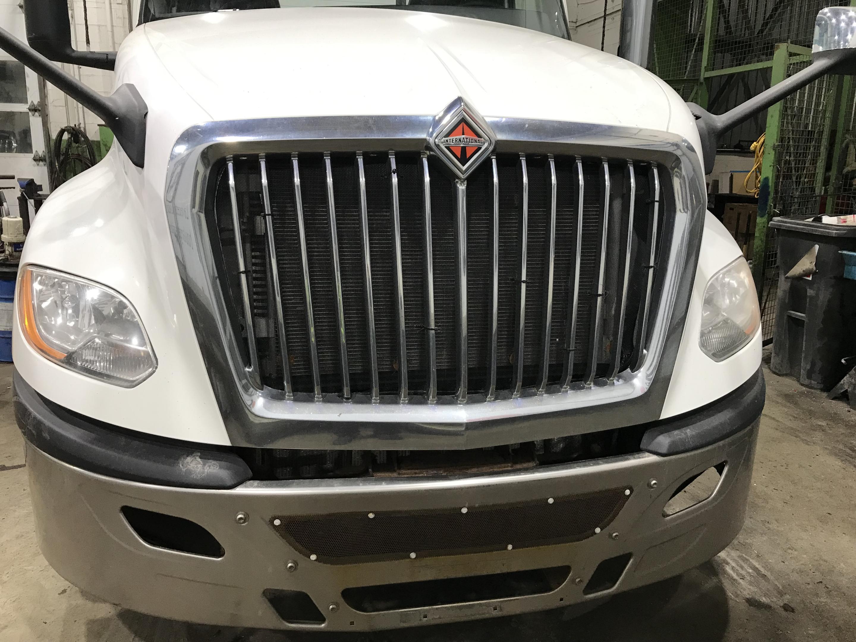 2018 International LT625 Daycab