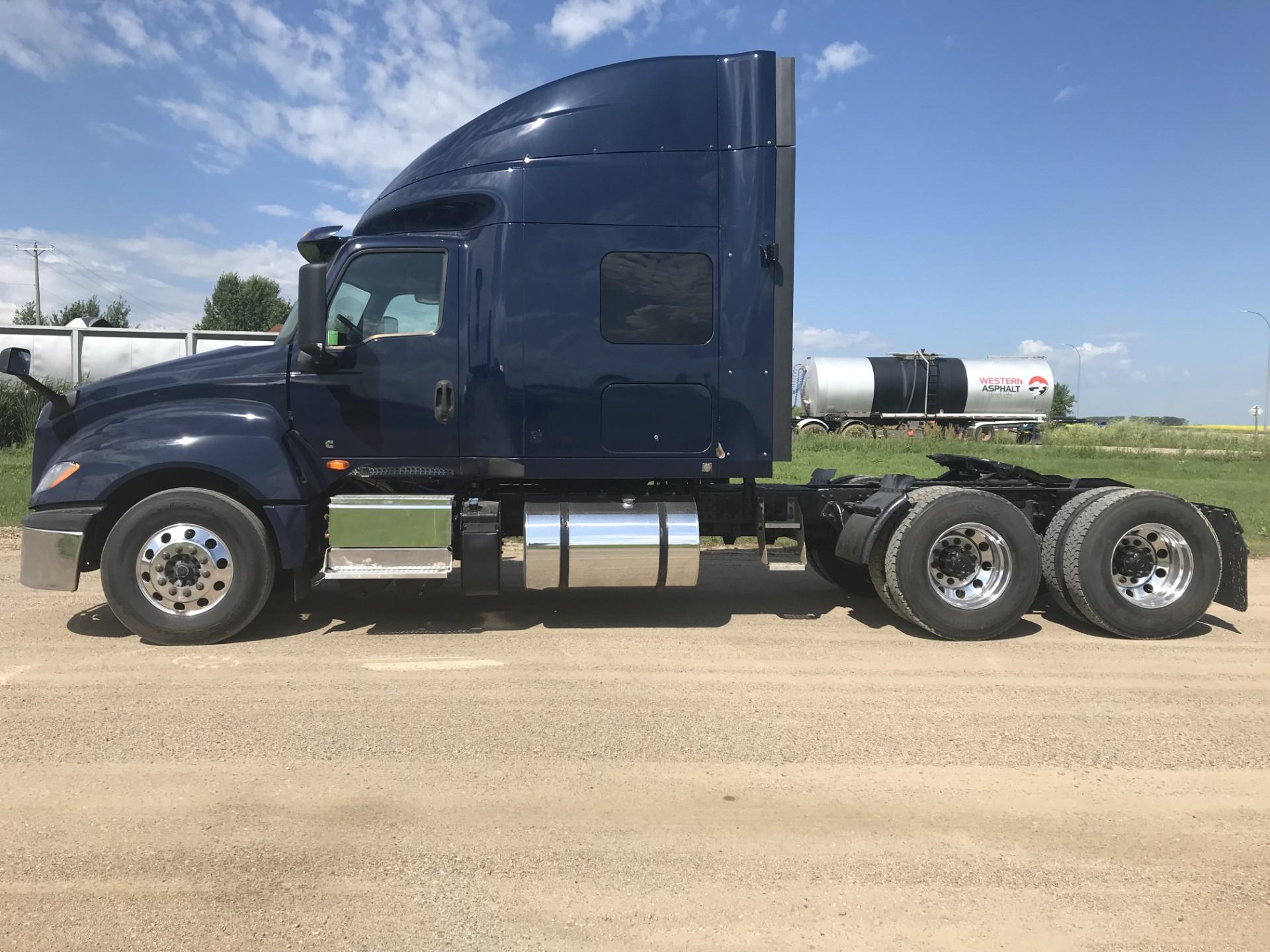 2018 International LT625 Sleeper