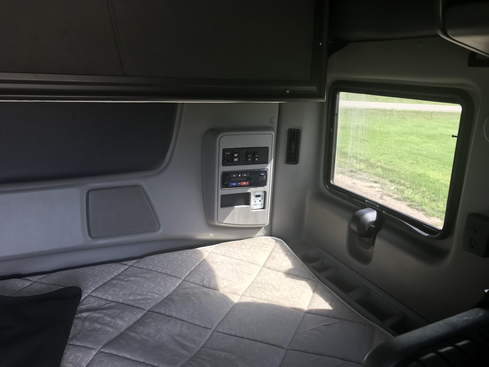 2018 International LT625 Sleeper
