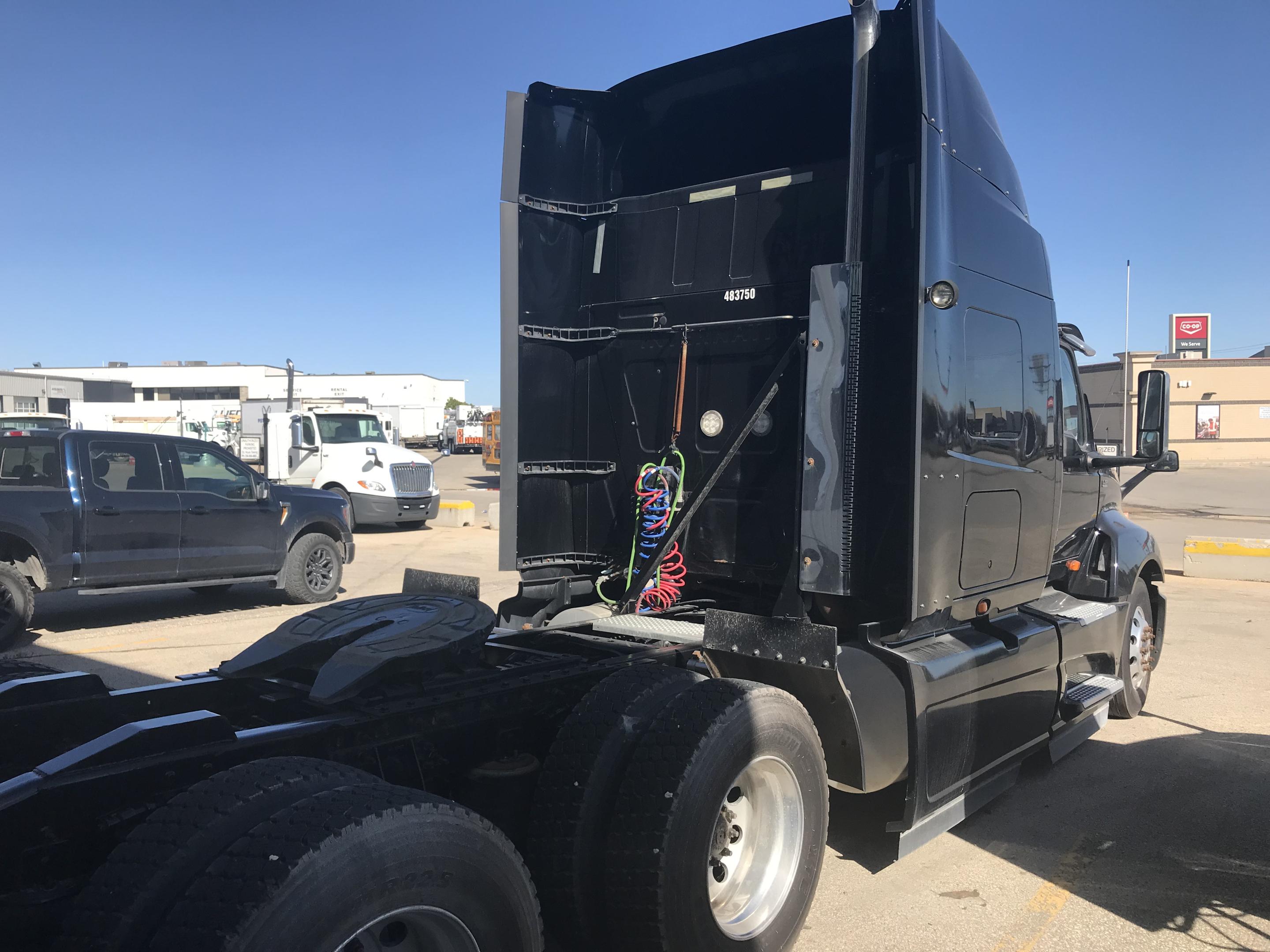 2018 International LT625 Sleeper