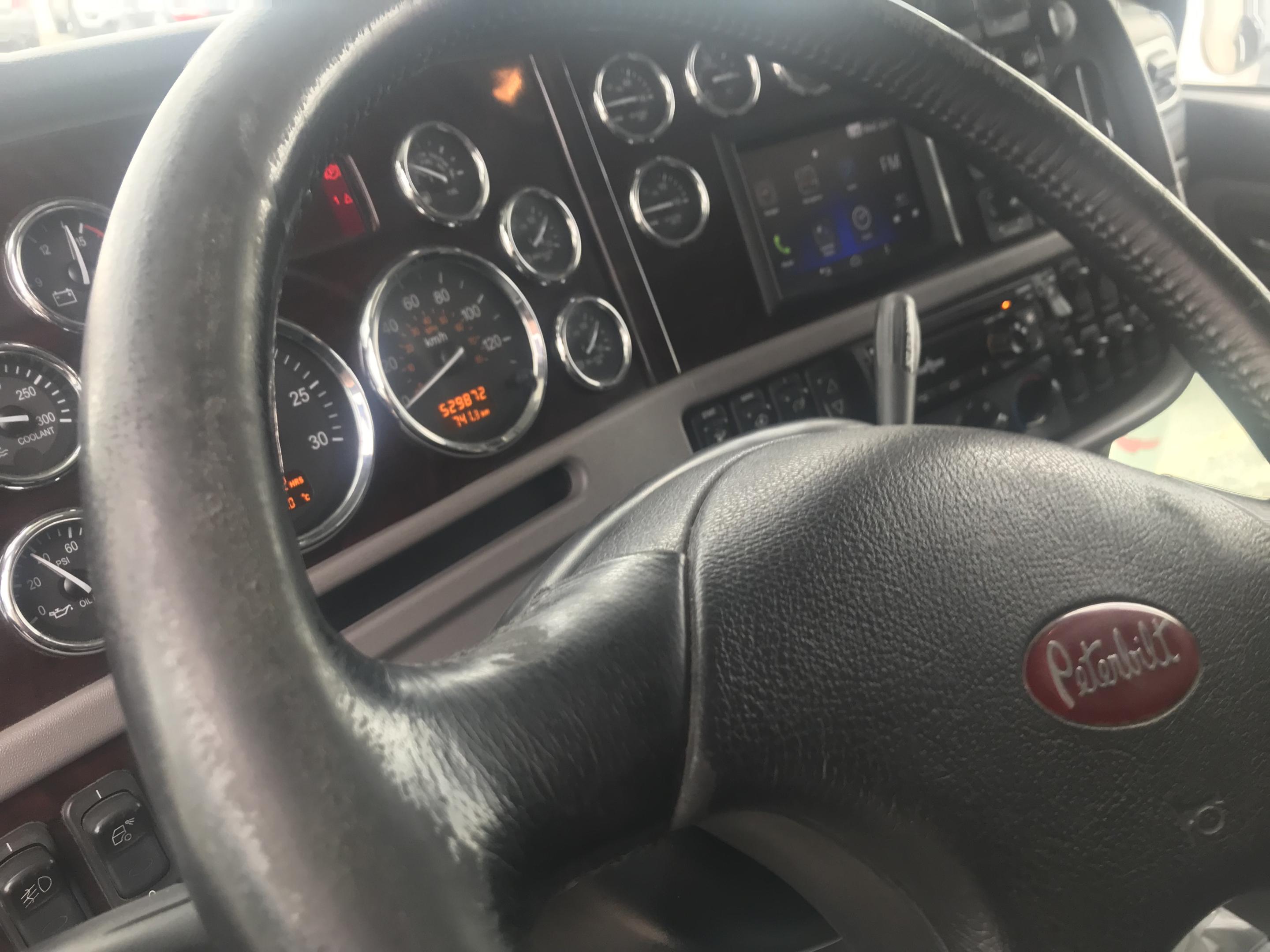 2018 Peterbilt 367