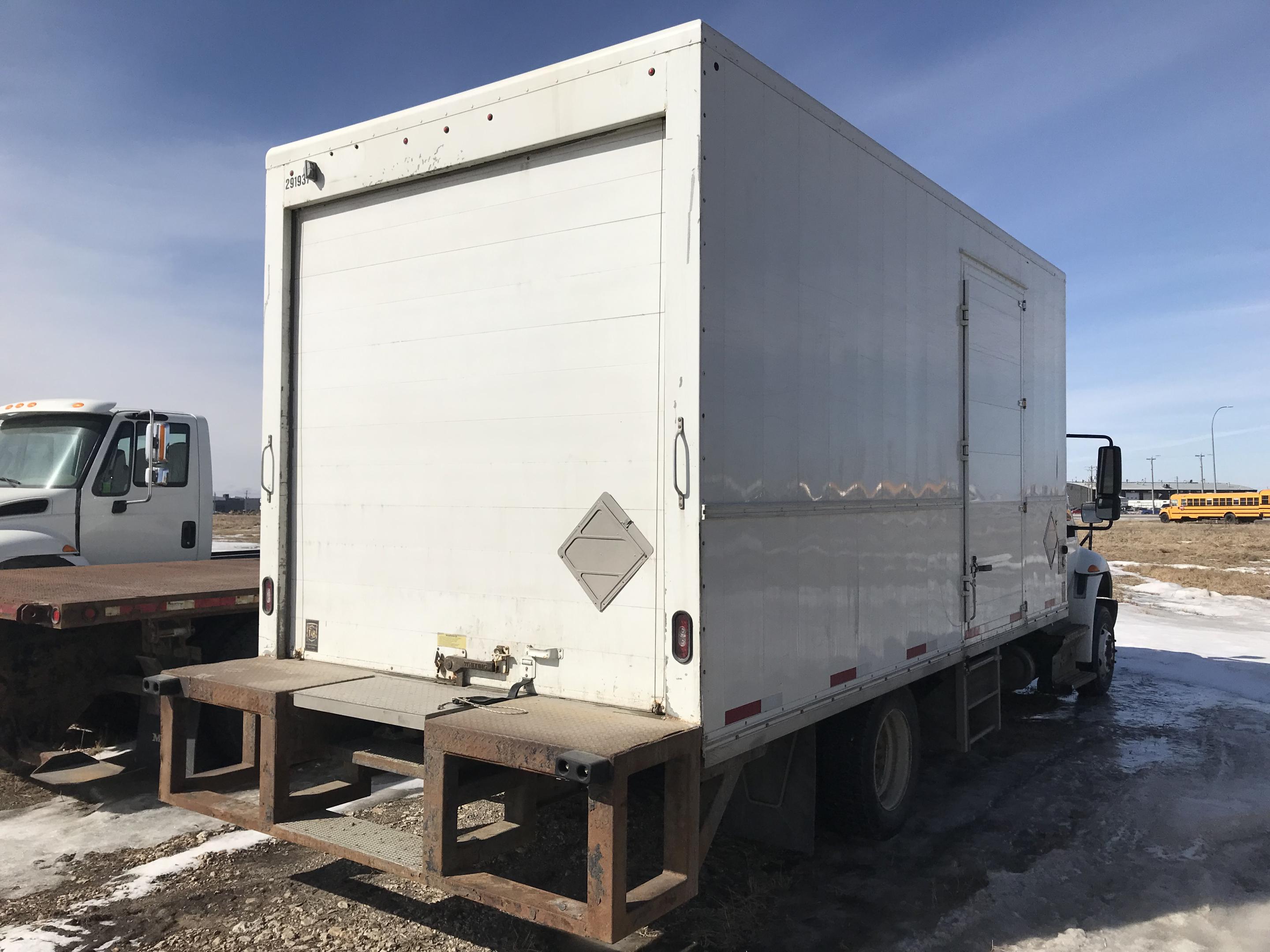 2019 International 4300 4x2