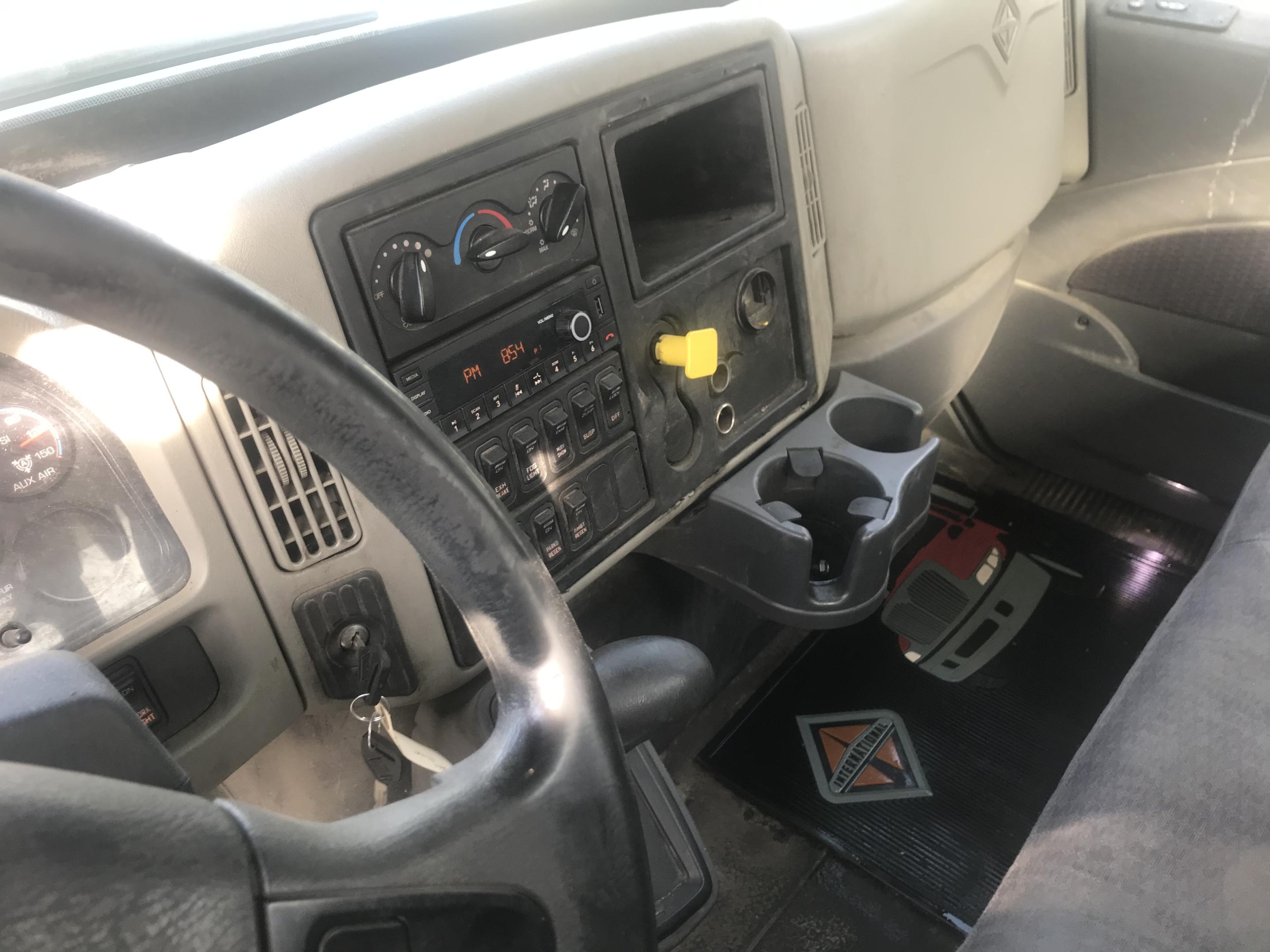 2019 International 4300 4x2