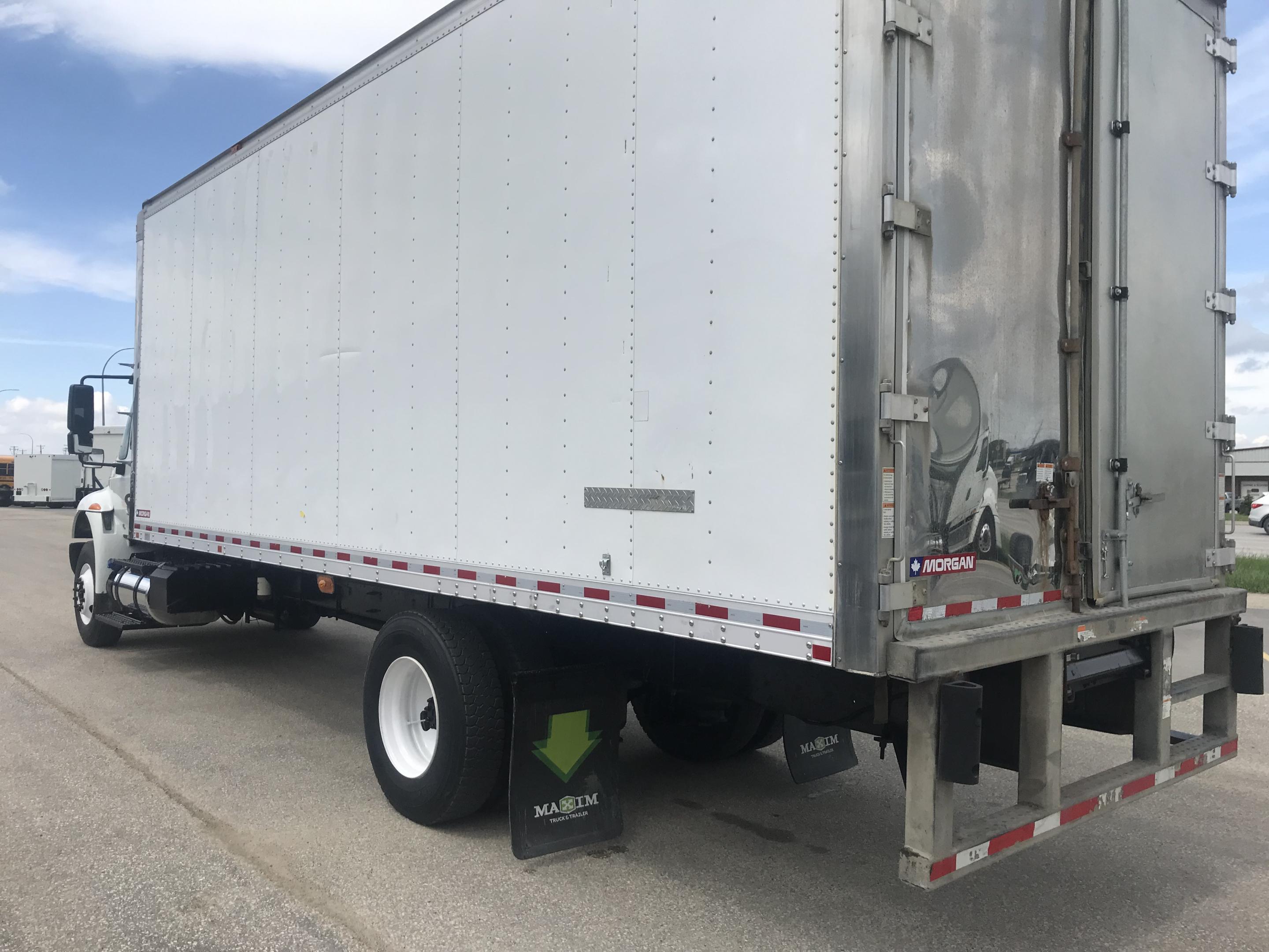 2019 International 4300 4x2