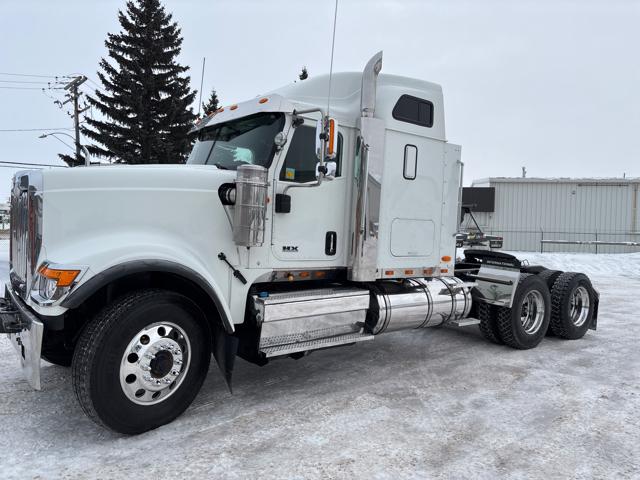 2019 International HX520 6X4