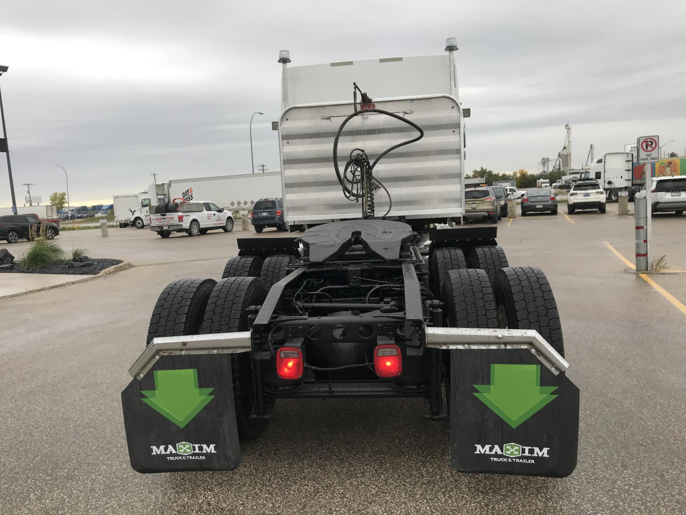 2019 International HX620 6x4