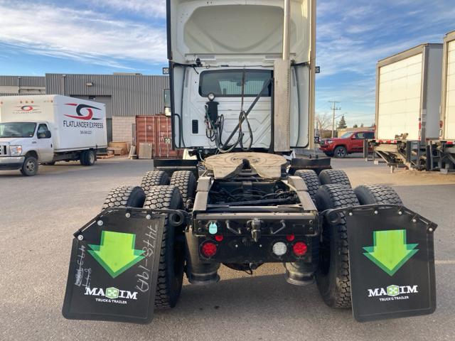 2019 International LT625 Daycab