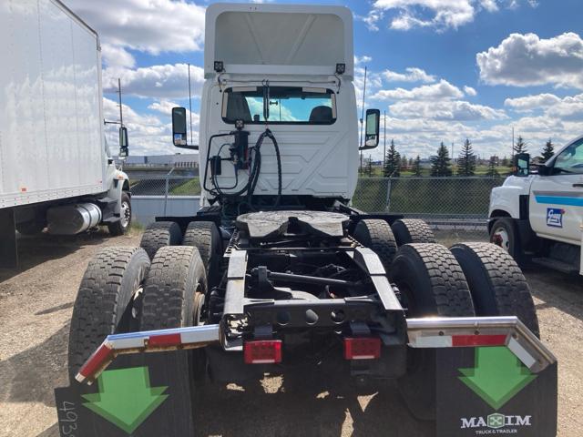 2019 International LT625 Daycab