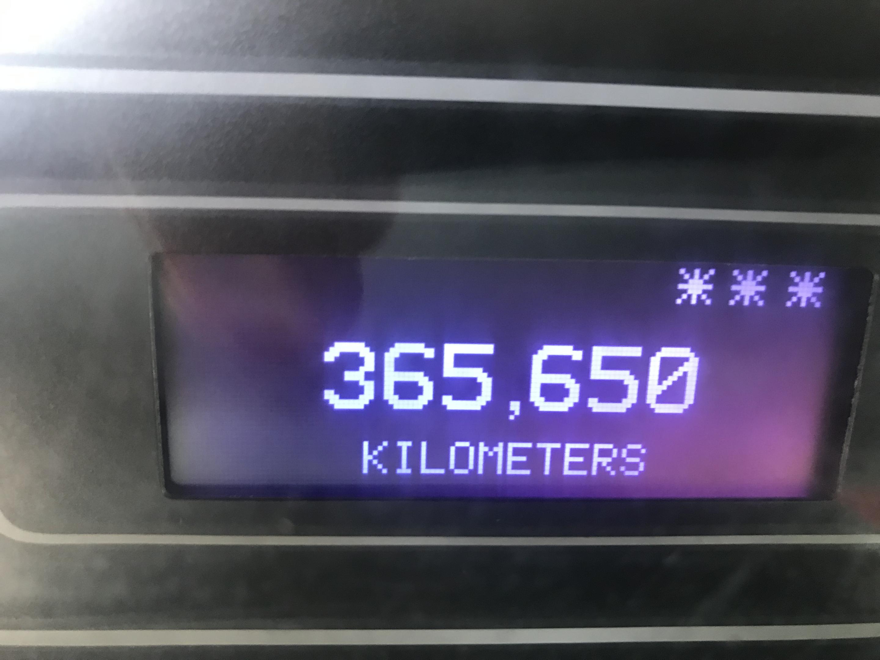 2019 International LT625 Daycab