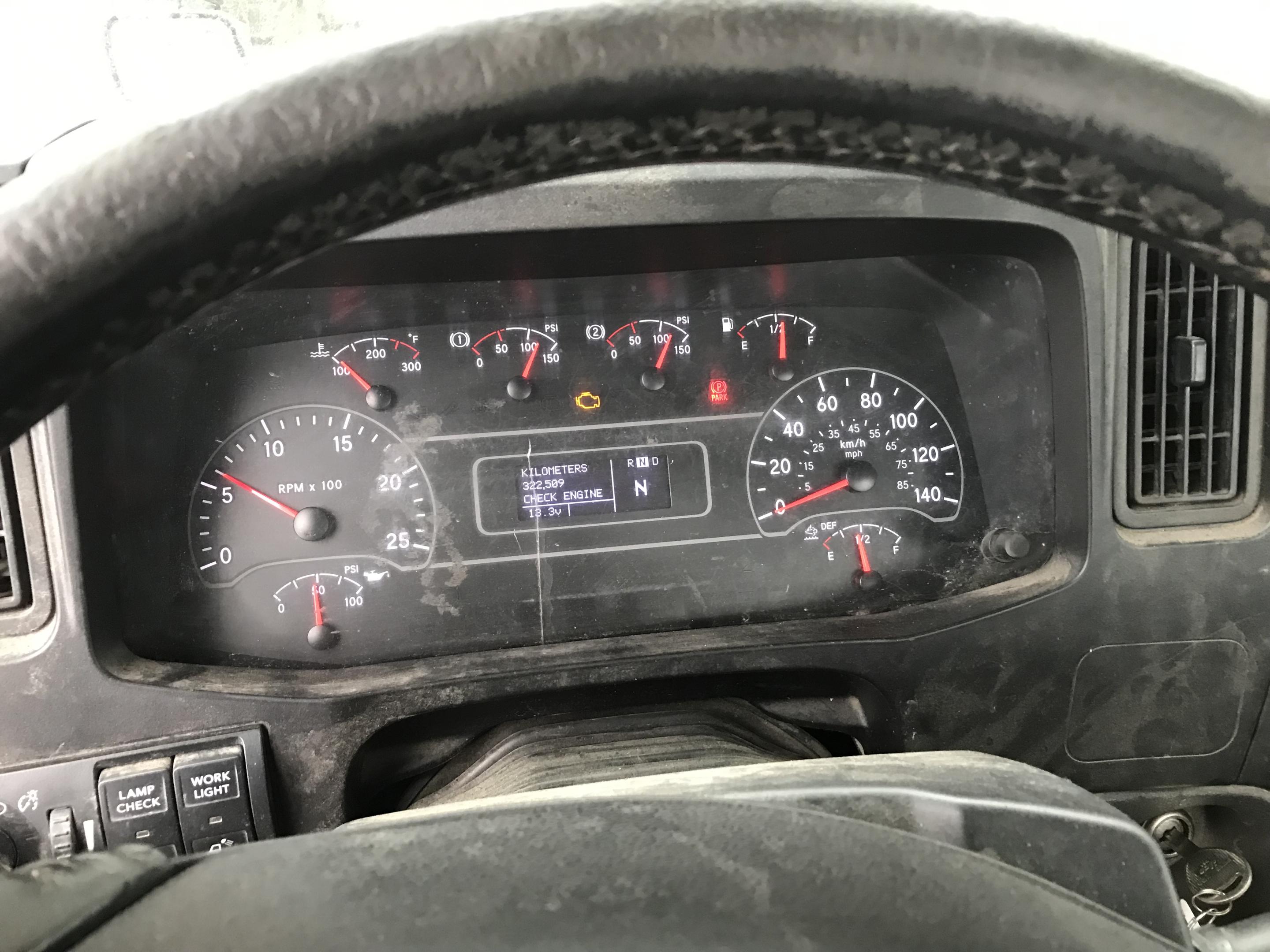2019 International LT625 Daycab