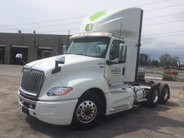 2019 International LT625 Daycab