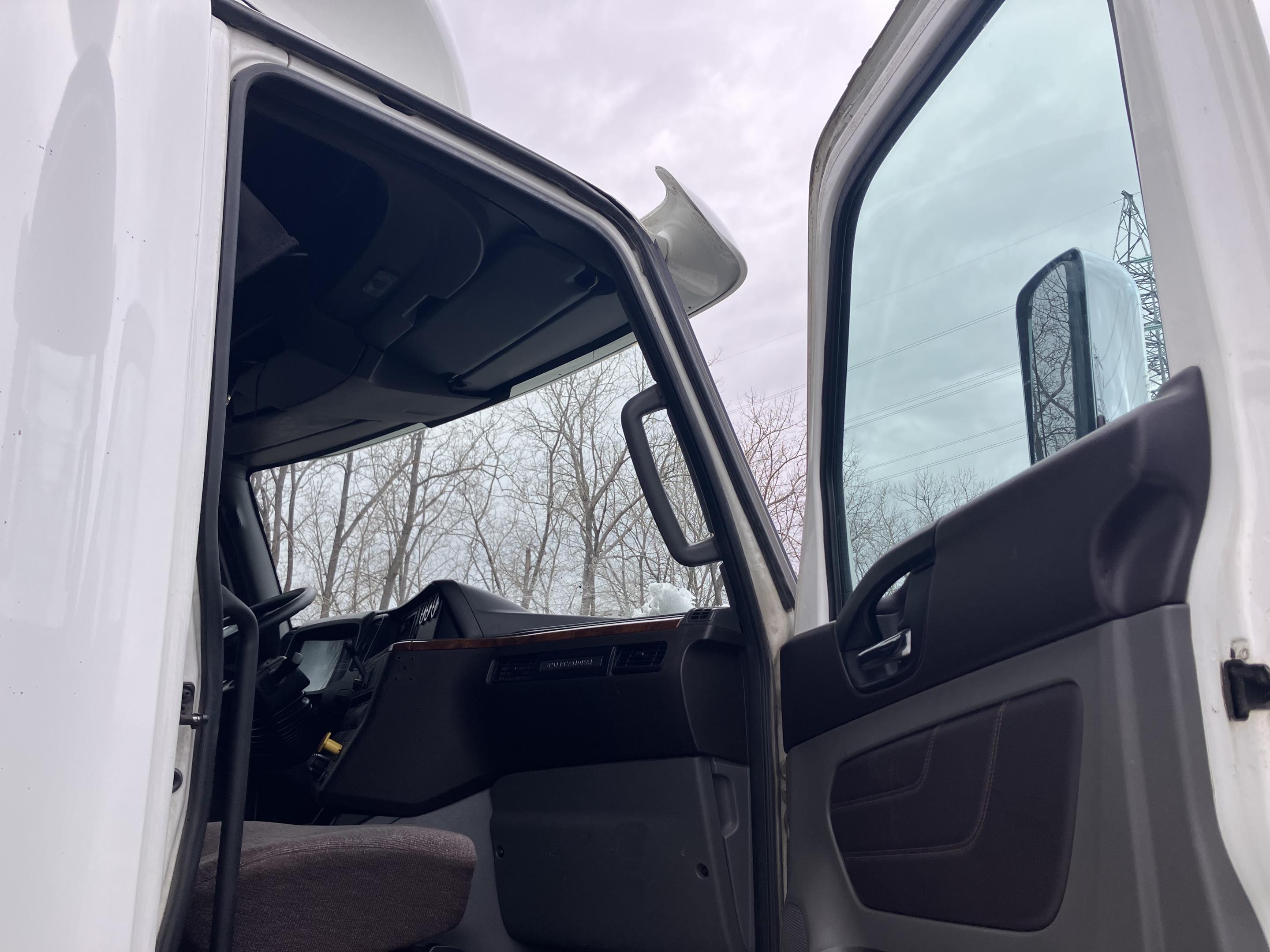 2019 International LT625 Sleeper
