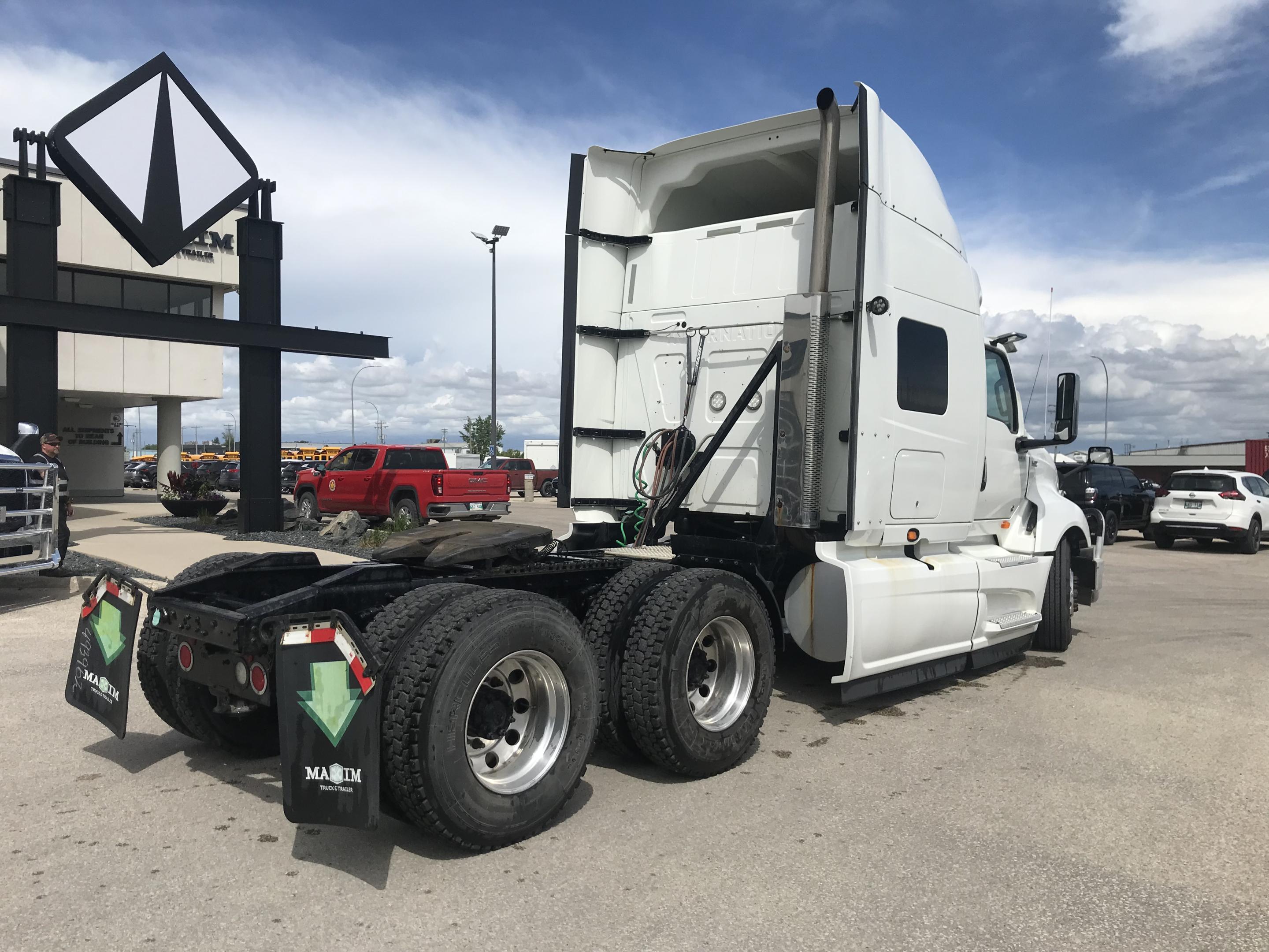 2019 International LT625 Sleeper