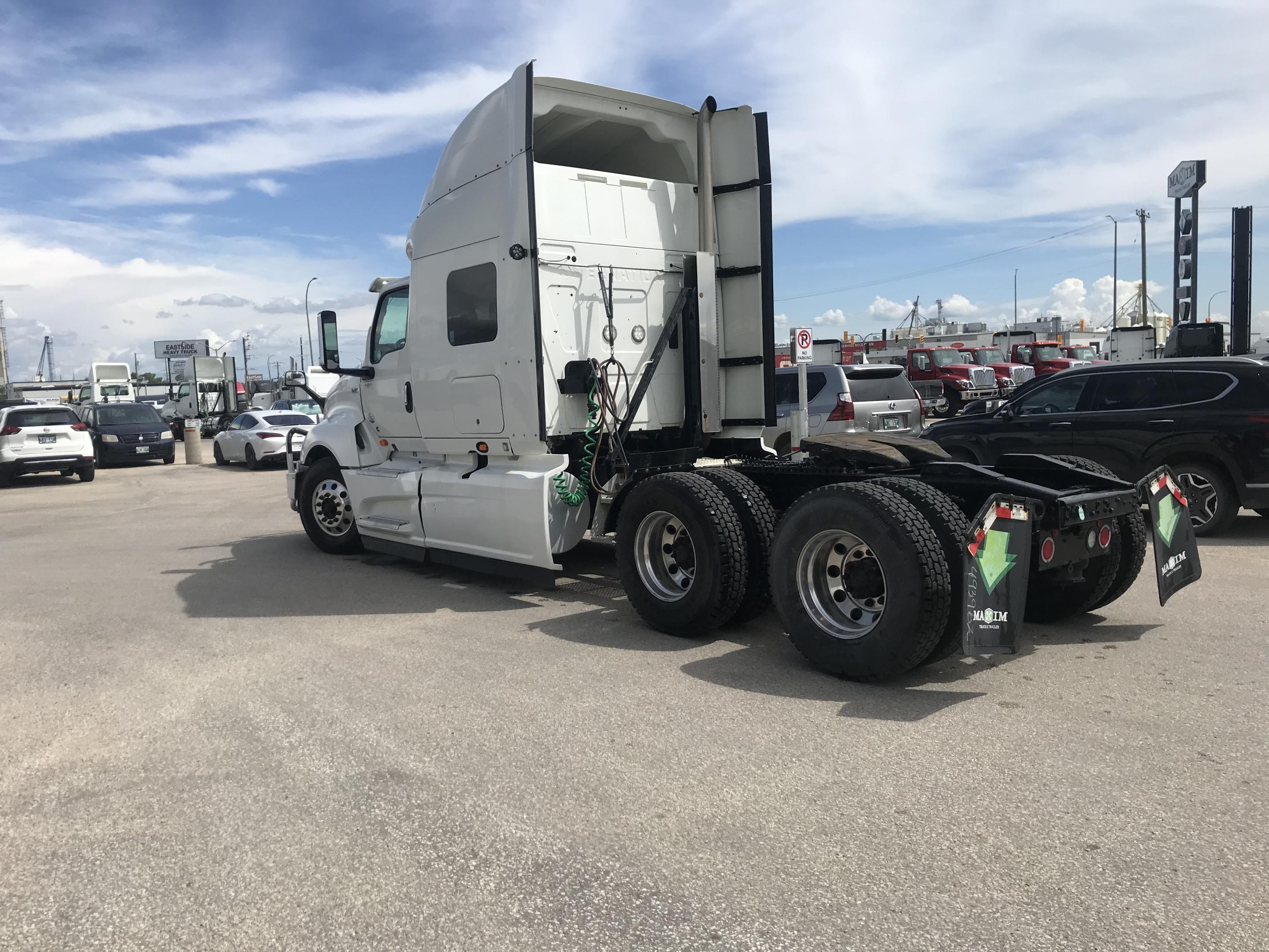 2019 International LT625 Sleeper