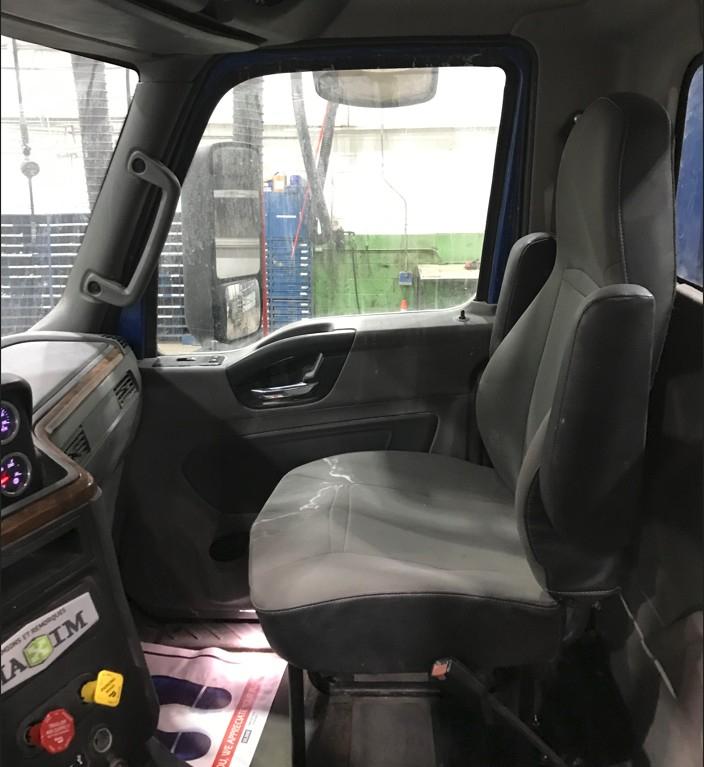 2020 International LT625 Daycab