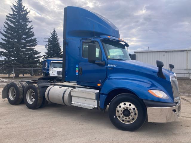 2020 International LT625 Daycab