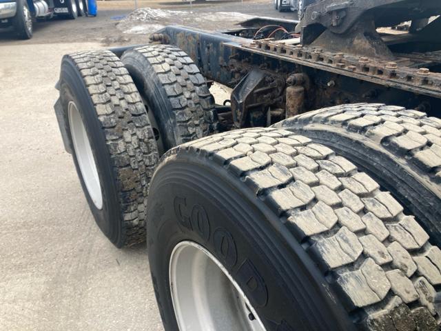 2020 International LT625 Daycab