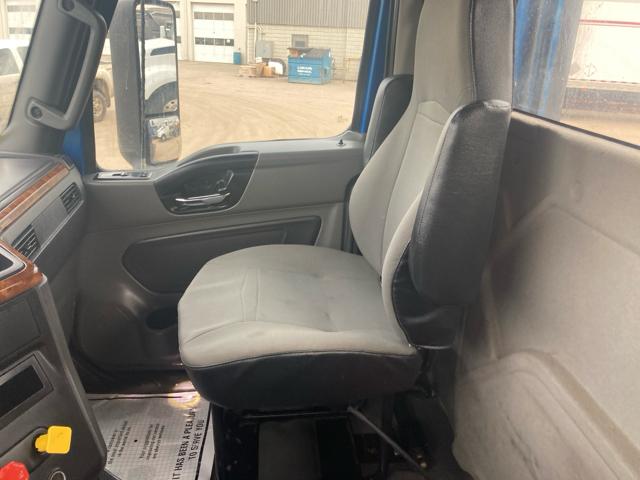 2020 International LT625 Daycab