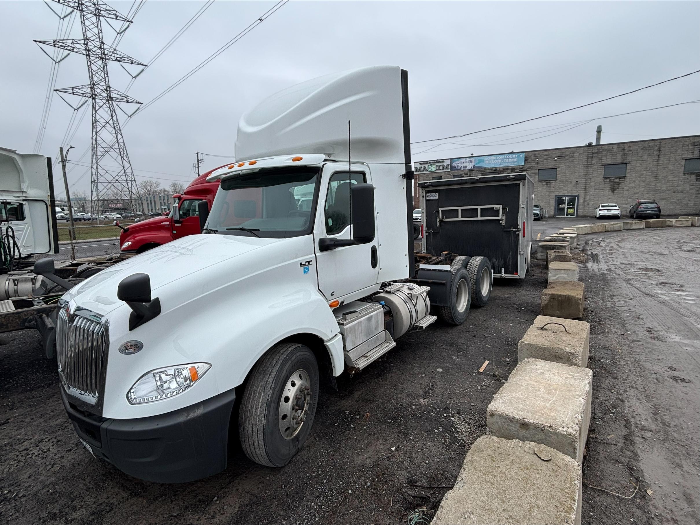 2020 International LT625 Daycab