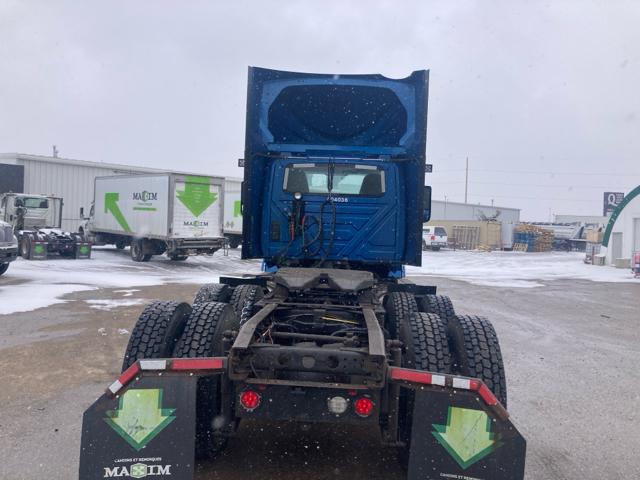 2020 International LT625 Daycab