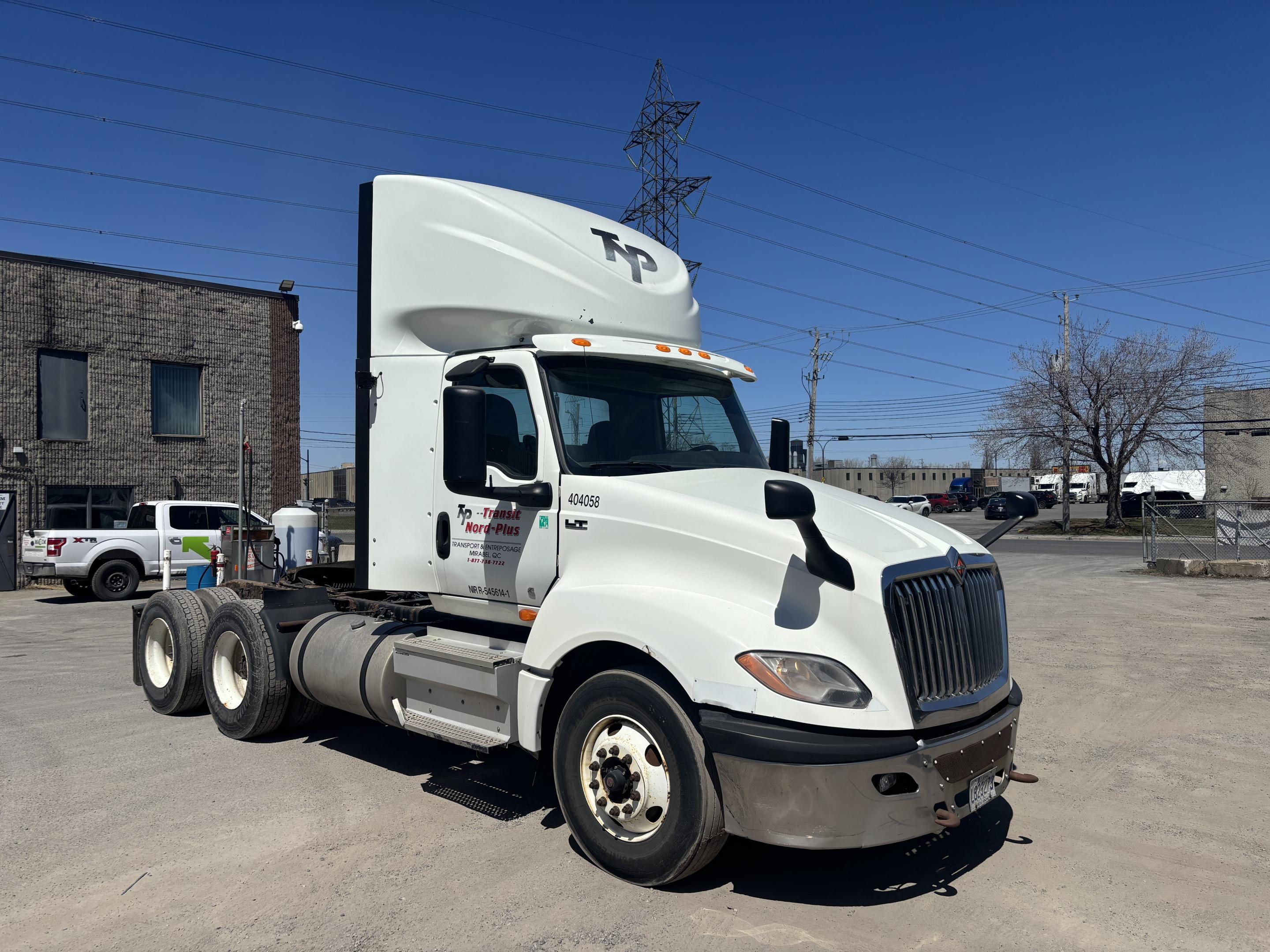 2020 International LT625 Daycab