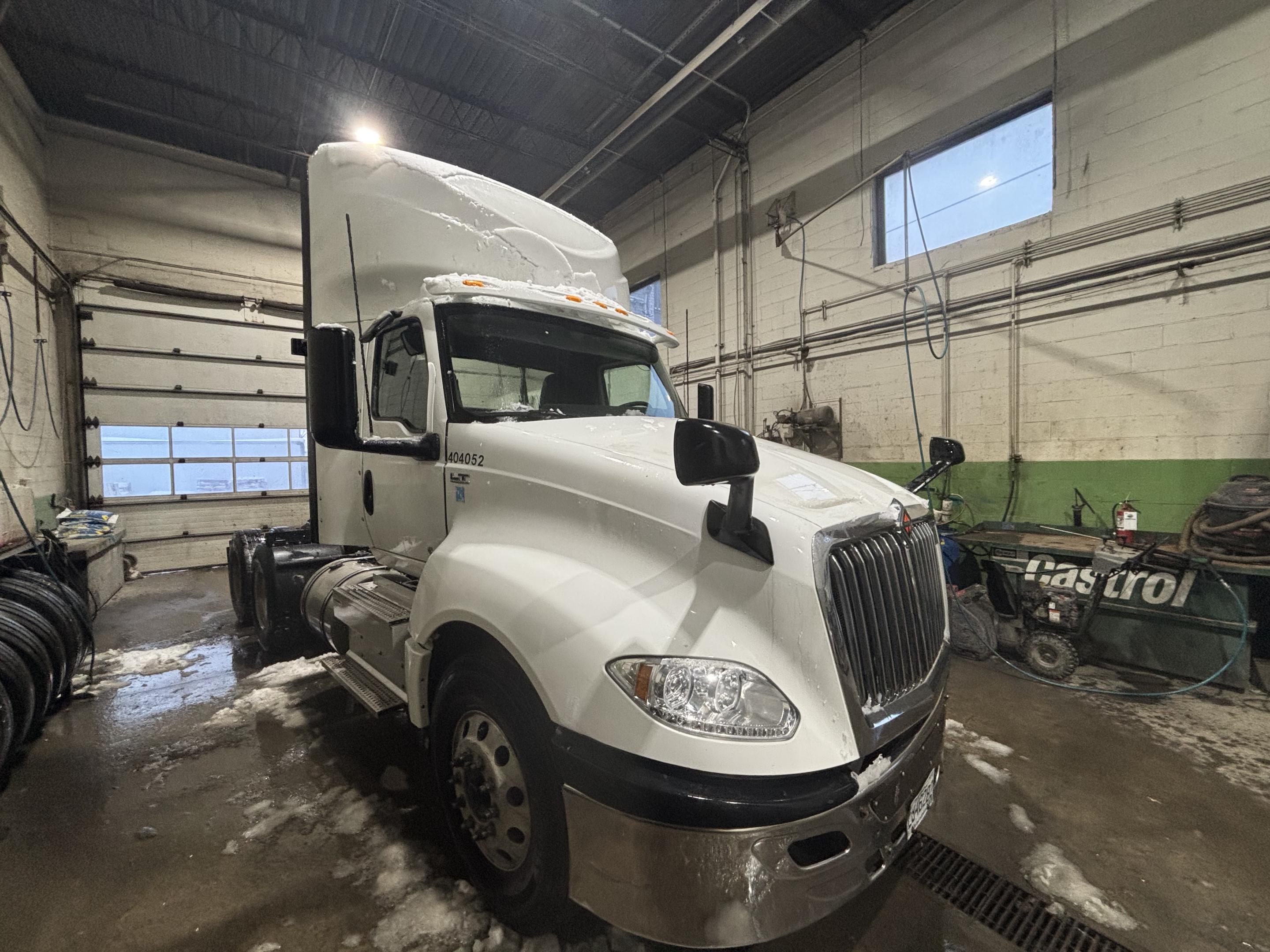 2020 International LT625 Daycab