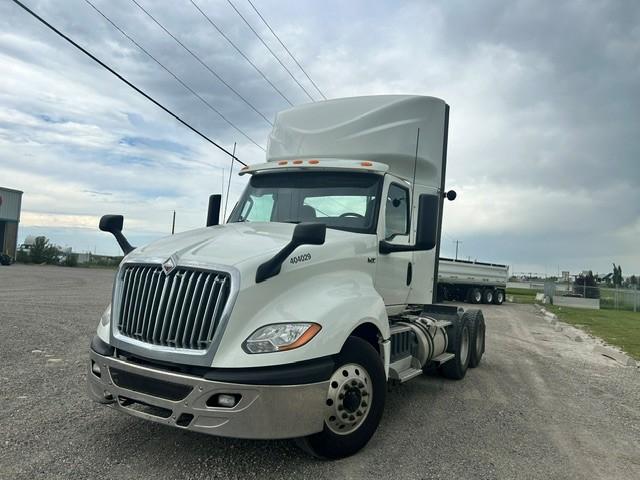 2020 International LT625 Daycab