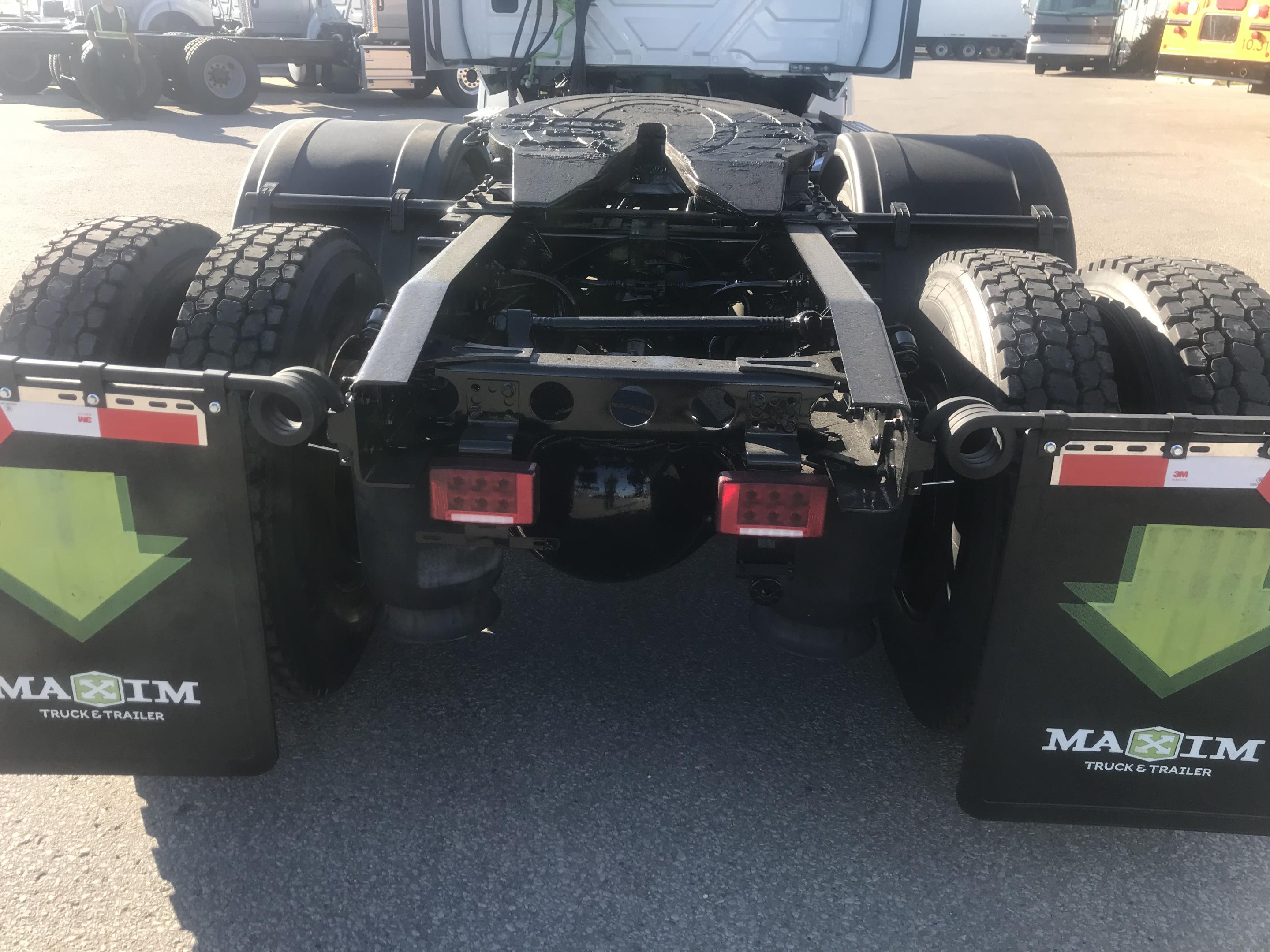 2020 International LT625 Daycab