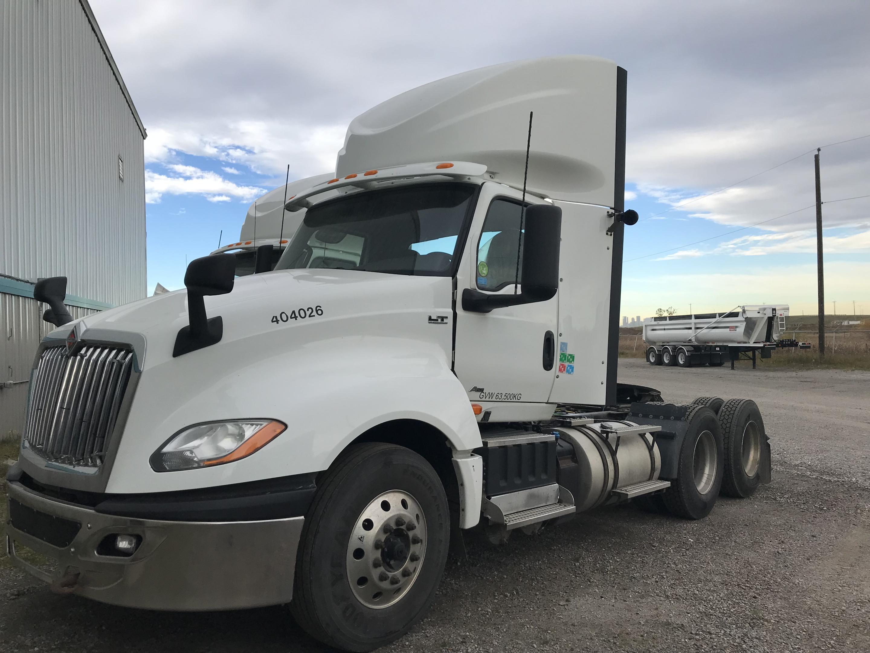 2020 International LT625 Daycab