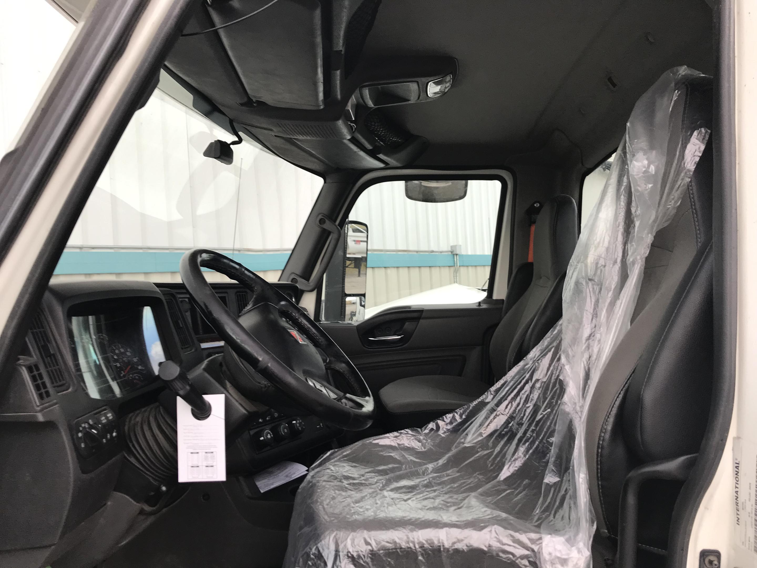 2020 International LT625 Daycab