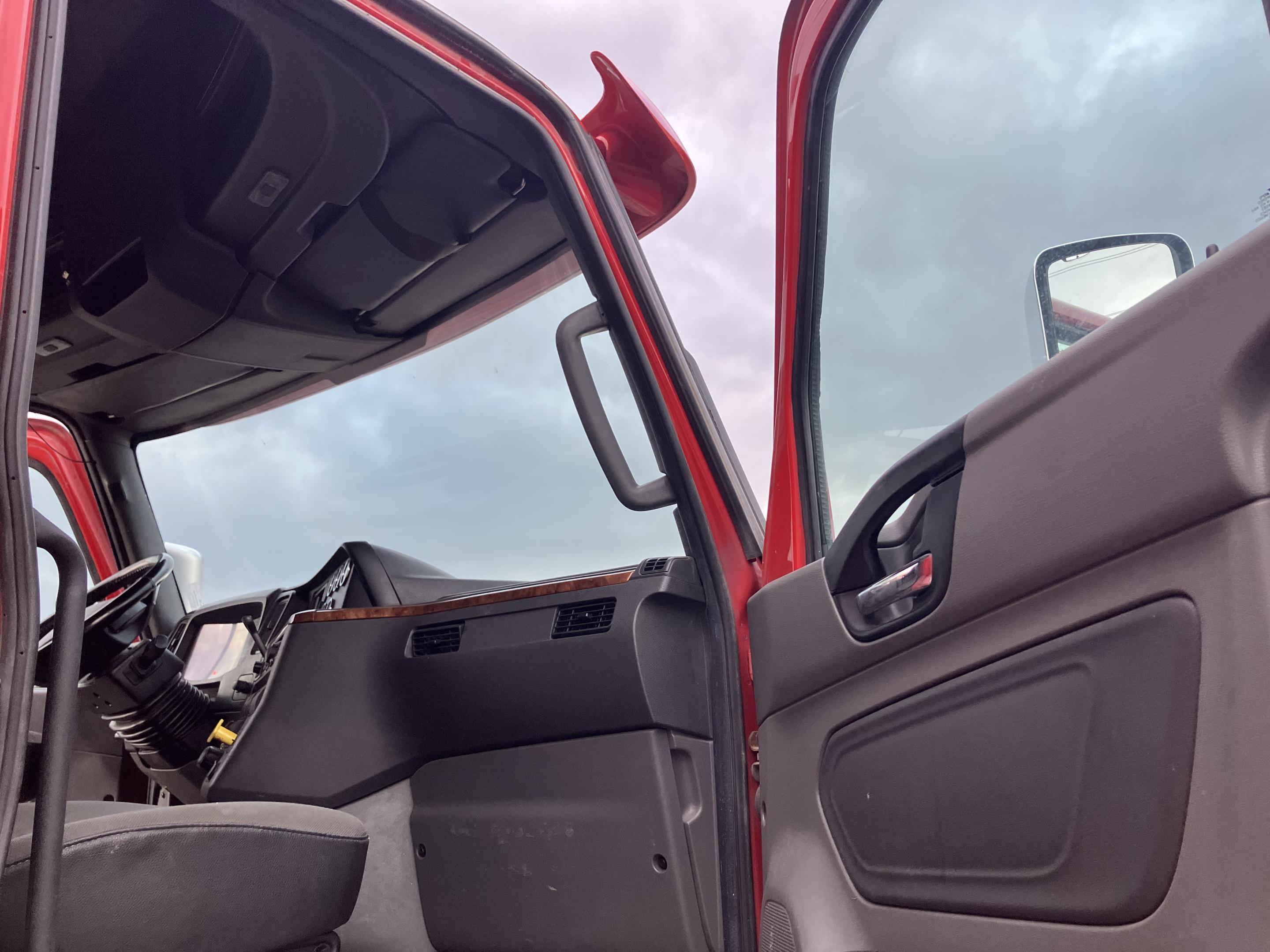 2020 International LT625 Sleeper