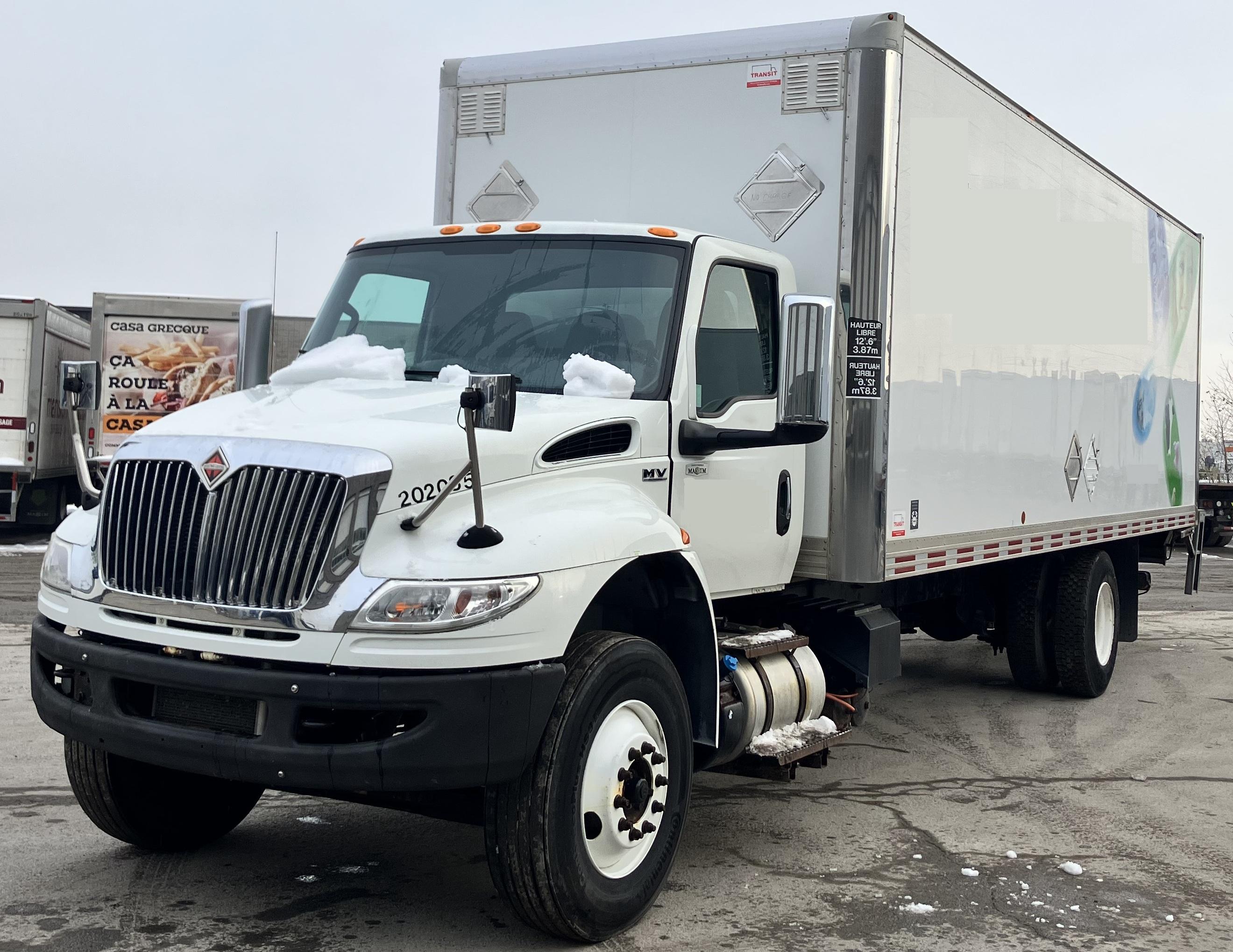 2020 International MV607 4X2 Dry Van