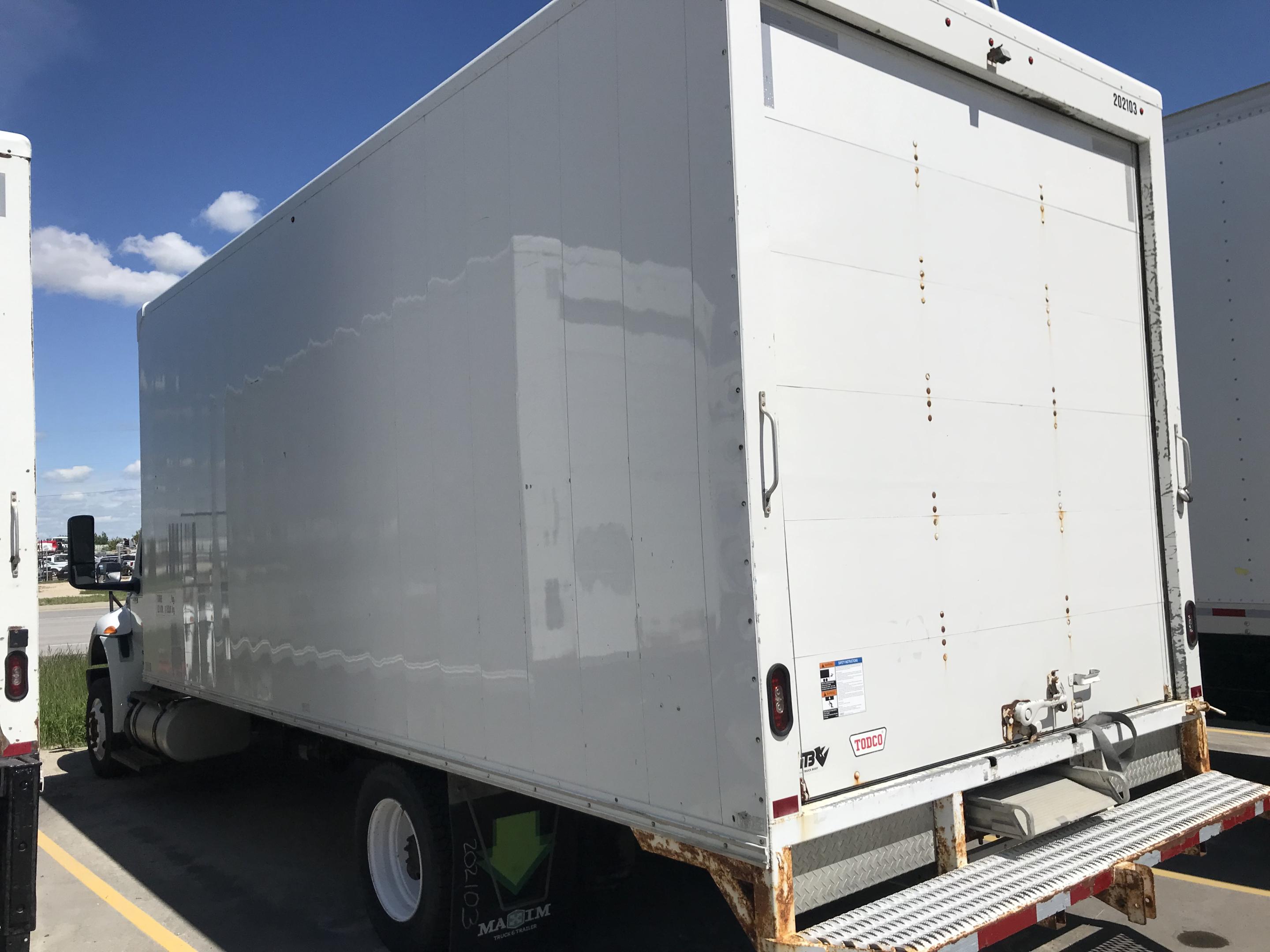 2020 International MV607 4X2 Dry Van